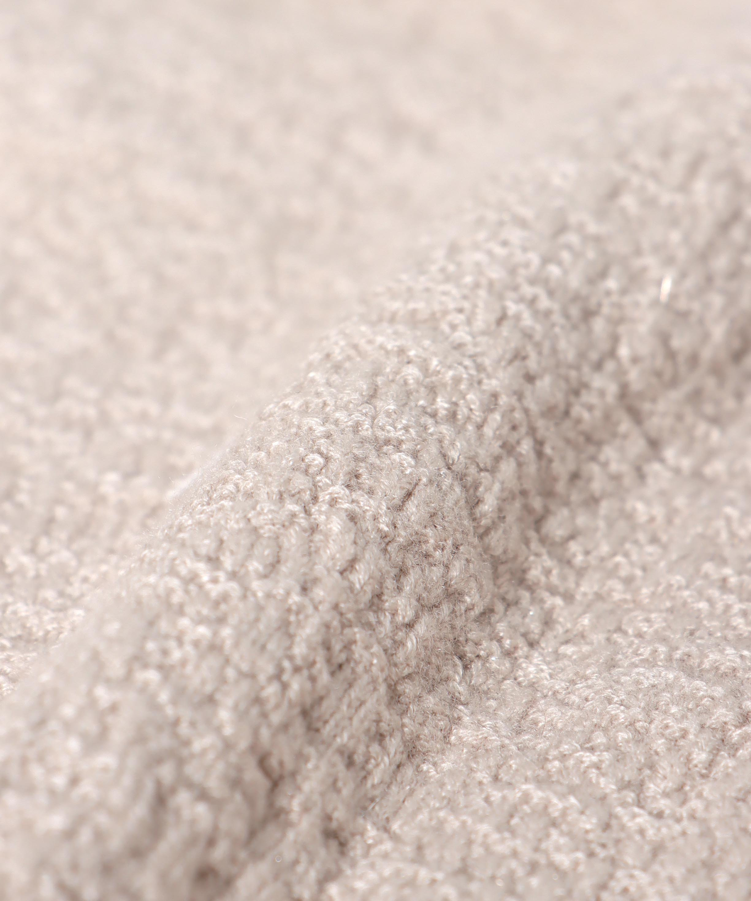 ふくれジャカードニット