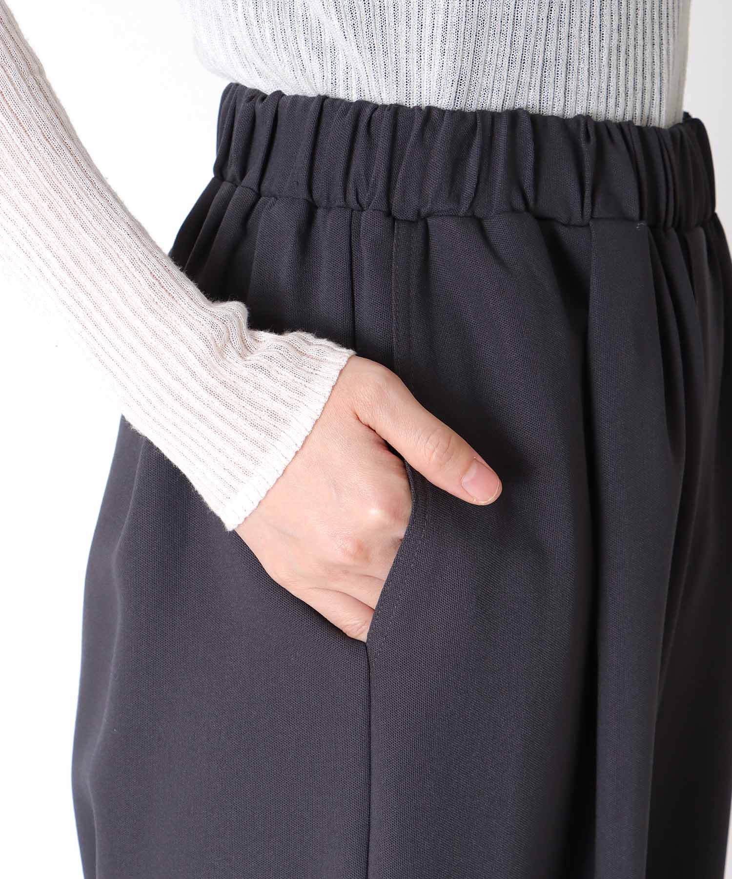 秋冬素材 モロッコパンツ