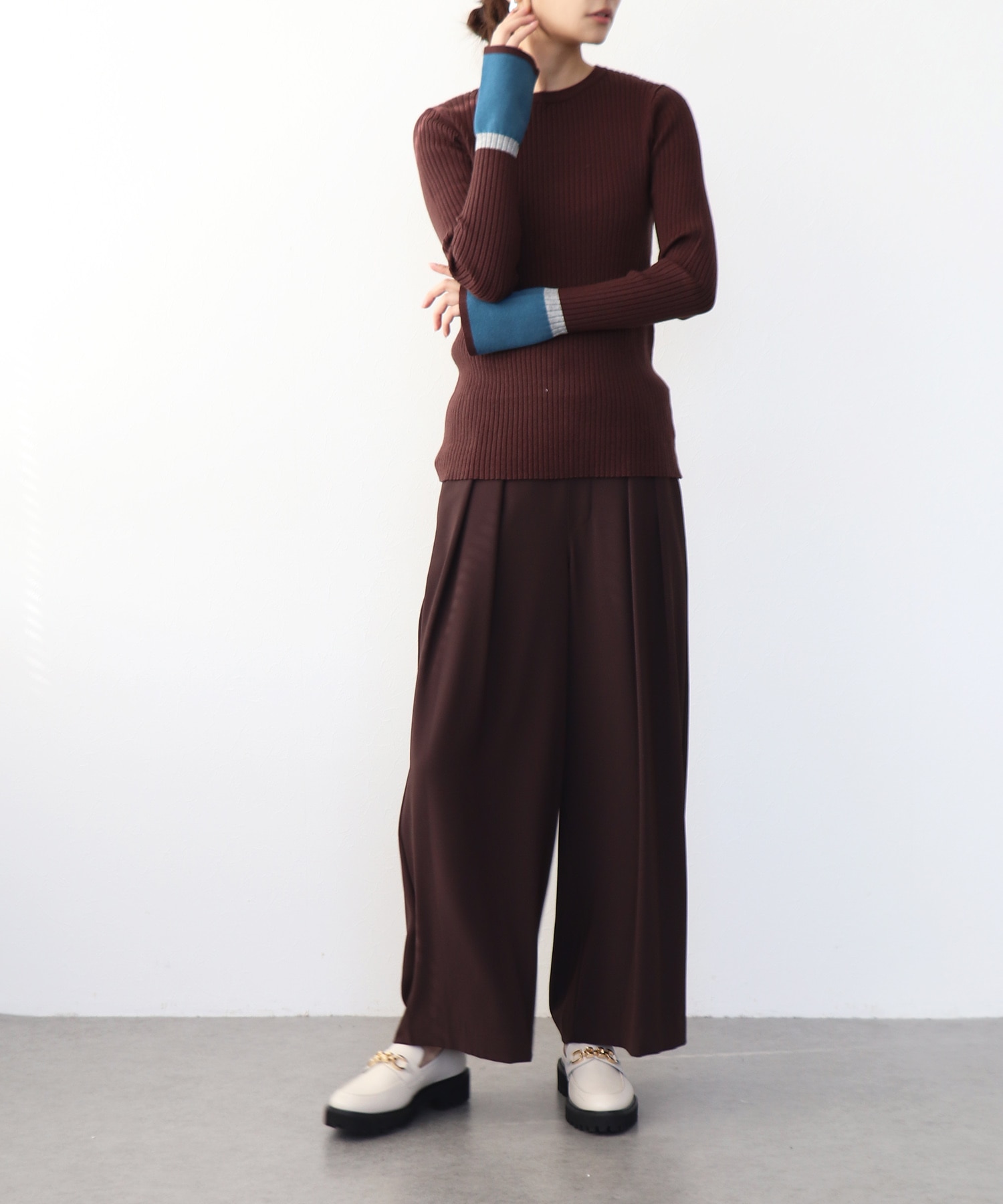 ２タックワイドパンツ