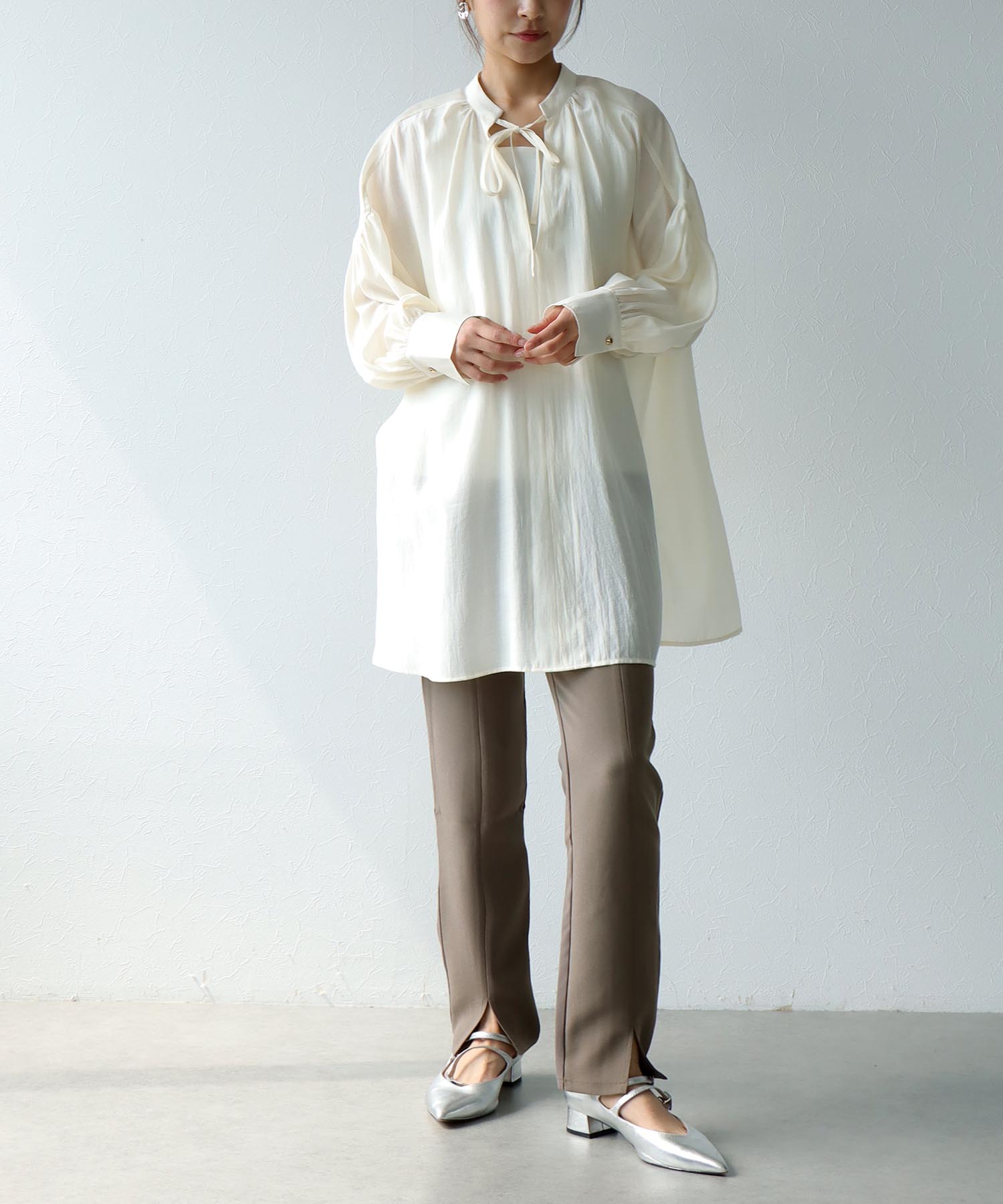 スキッパーデザイン チュニックブラウス