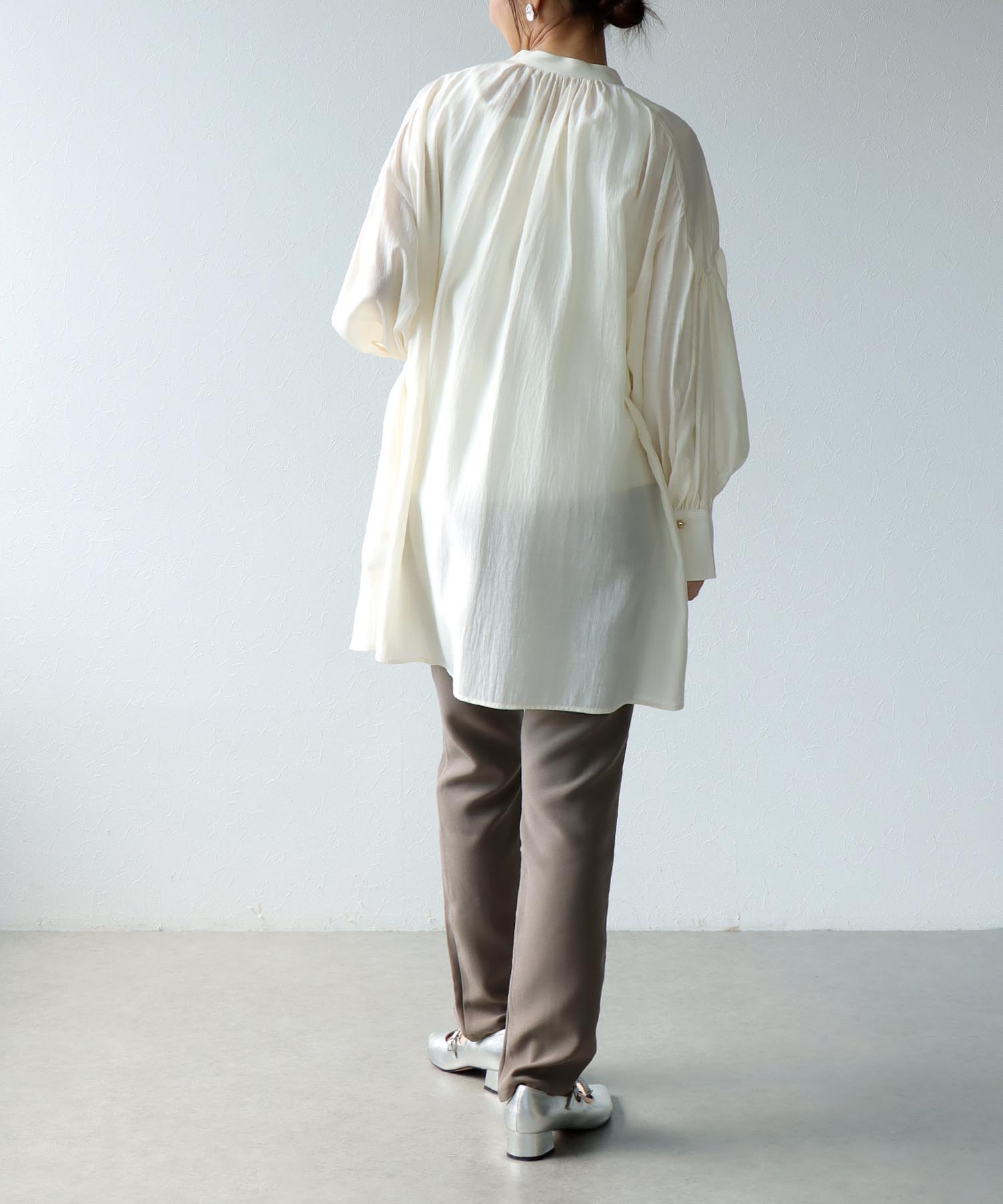 スキッパーデザイン チュニックブラウス