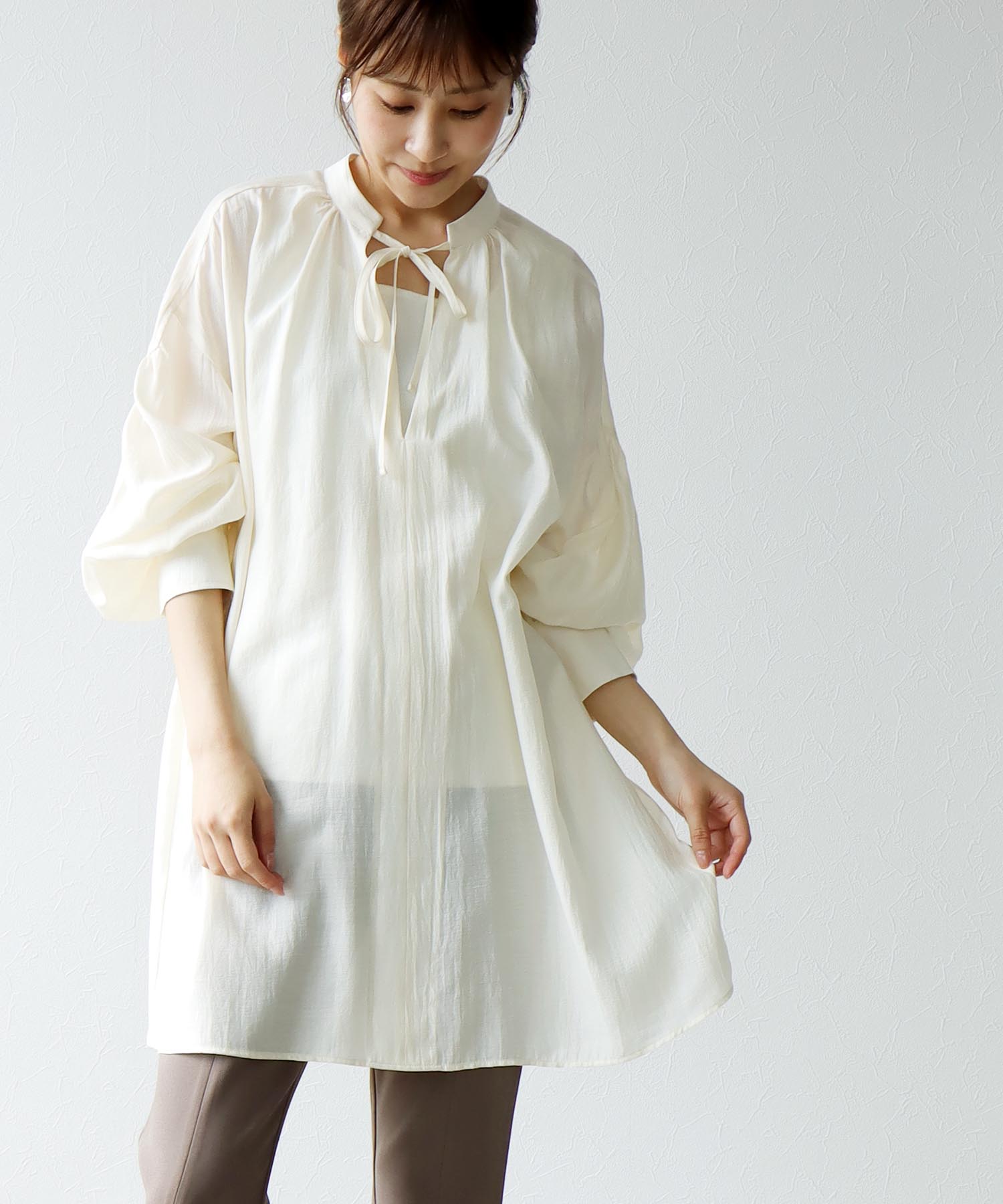 スキッパーデザイン チュニックブラウス