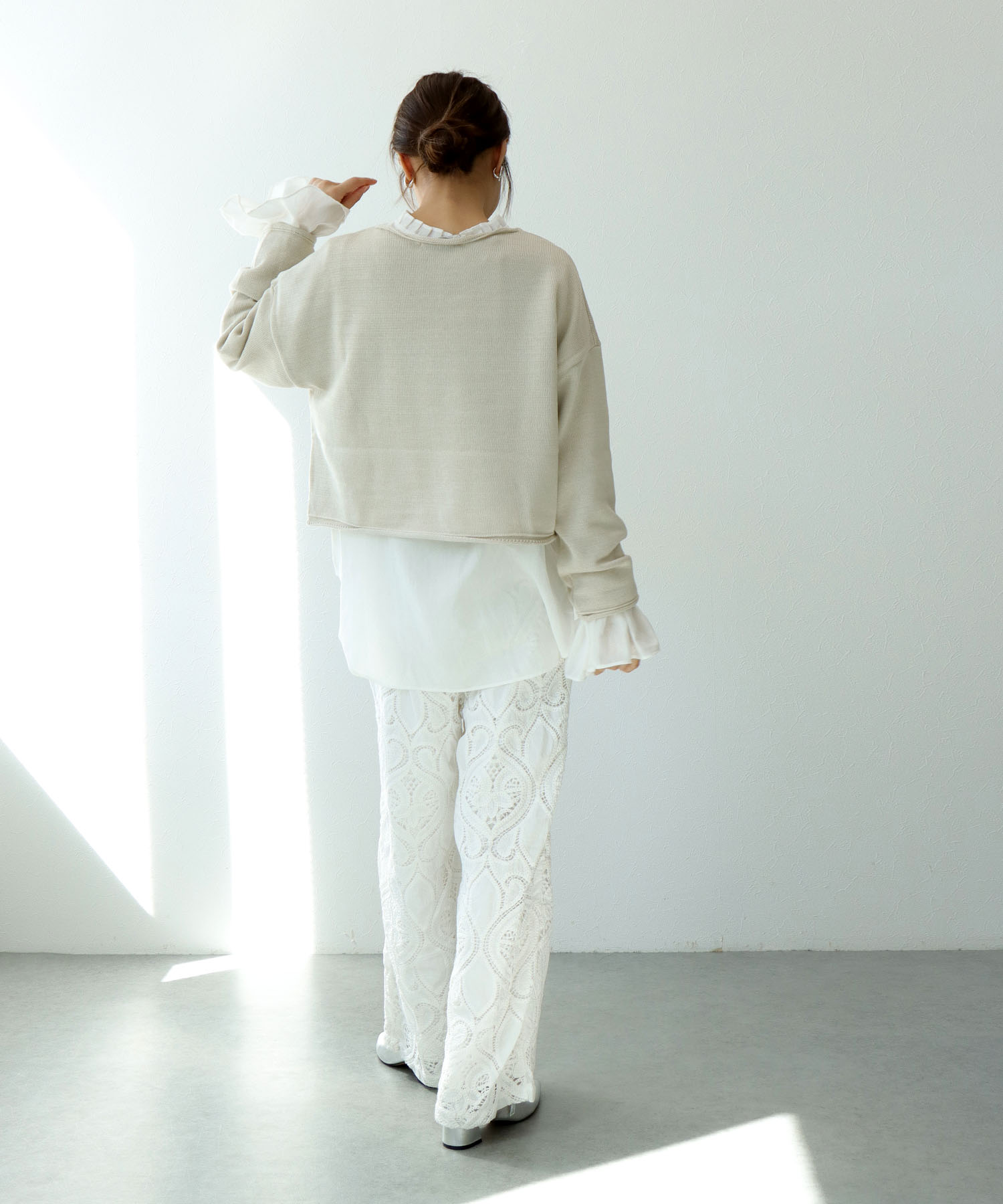 キャンディースリーブセミシアーブラウス