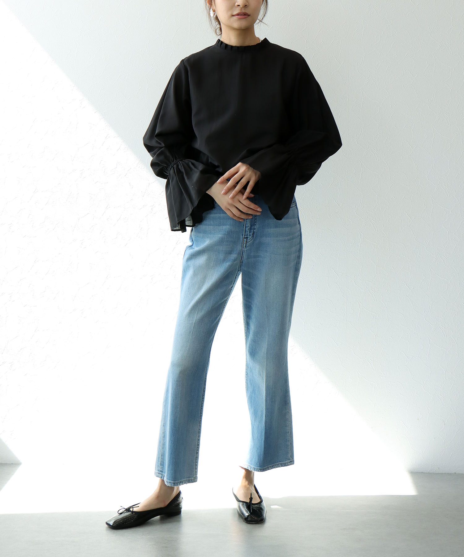キャンディースリーブセミシアーブラウス
