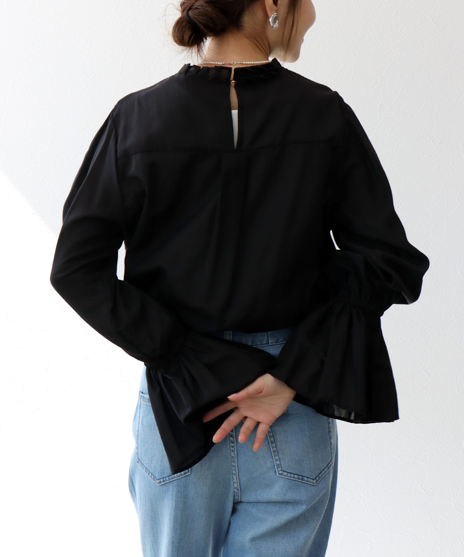 キャンディースリーブセミシアーブラウス