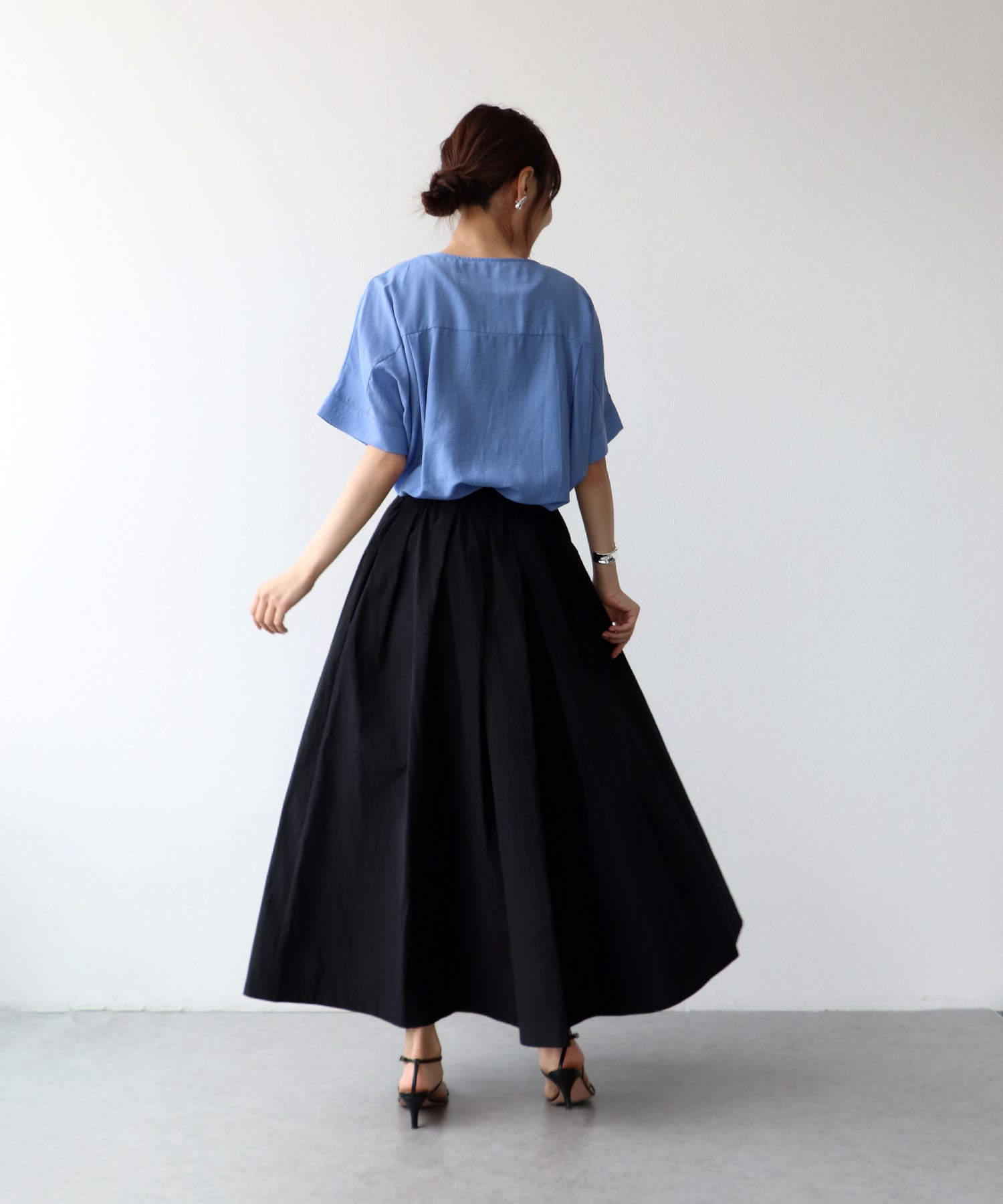 シャカナイロンタックスカート
