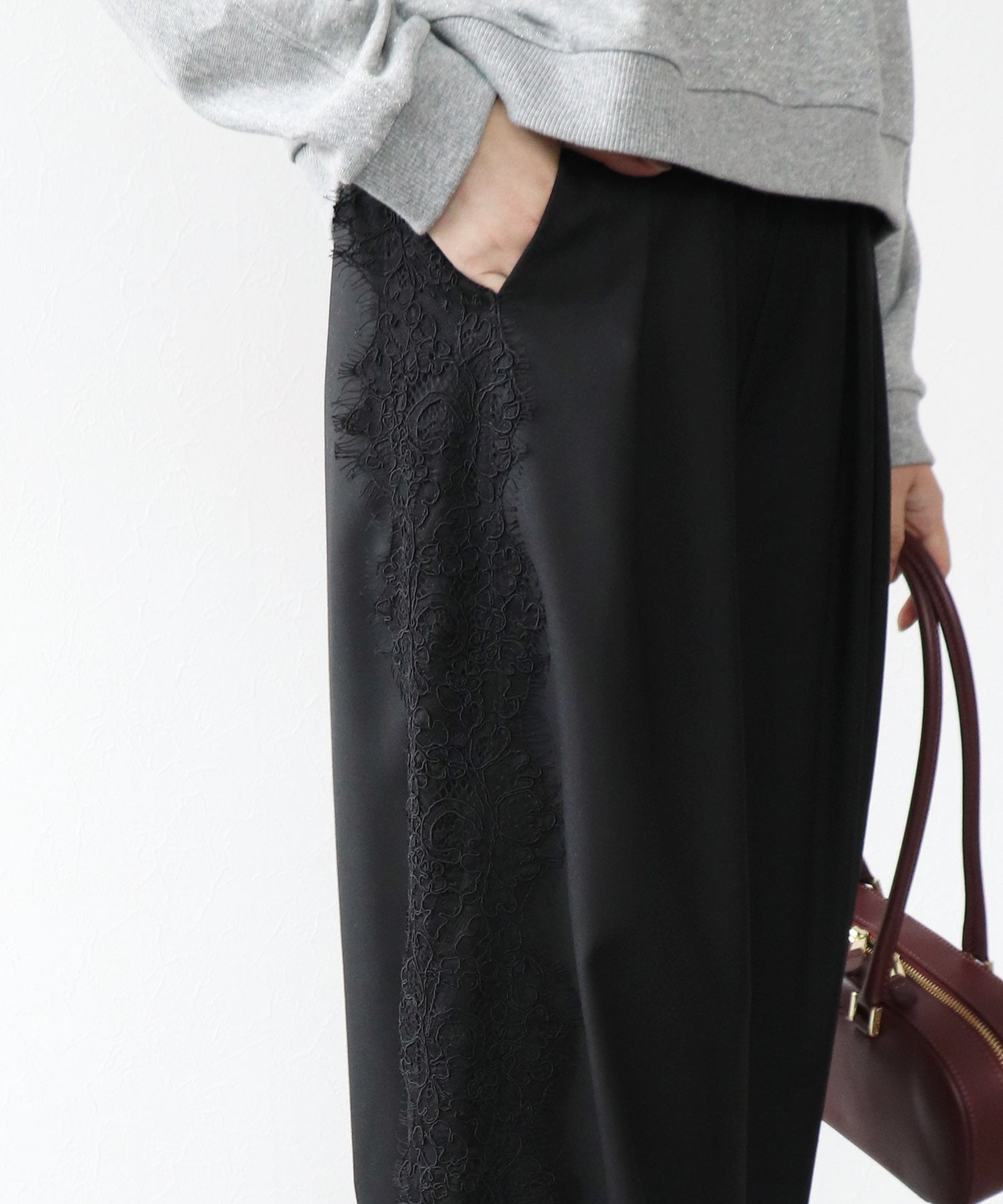 サイドレースタックパンツ