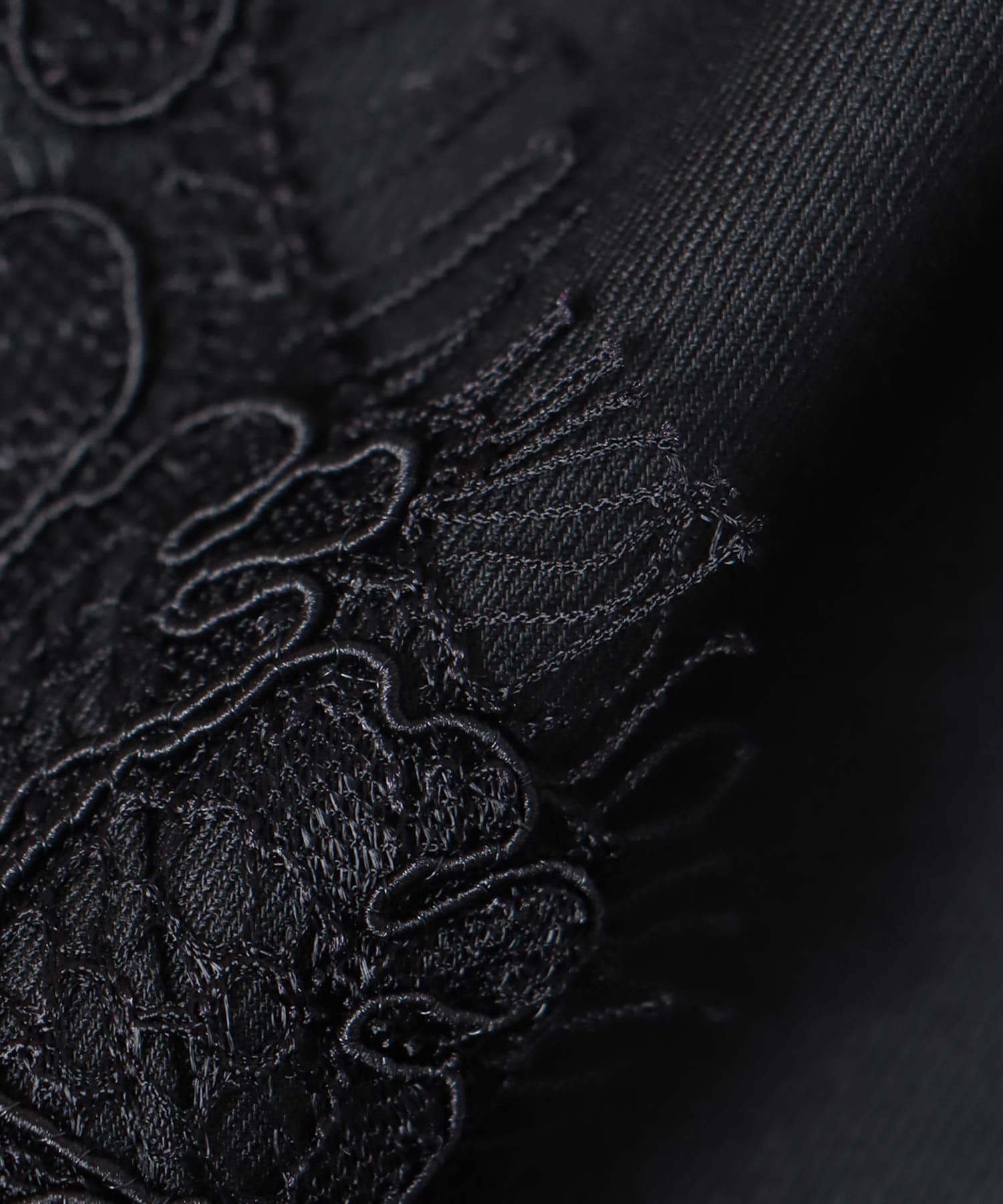 サイドレースタックパンツ