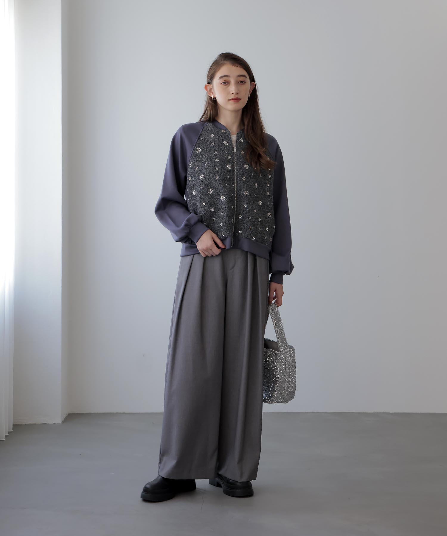 異素材MIXスパンコール刺繍ブルゾン【WEB限定】