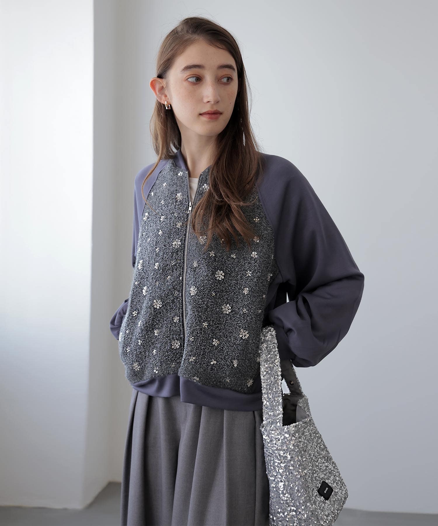 異素材MIXスパンコール刺繍ブルゾン【WEB限定】