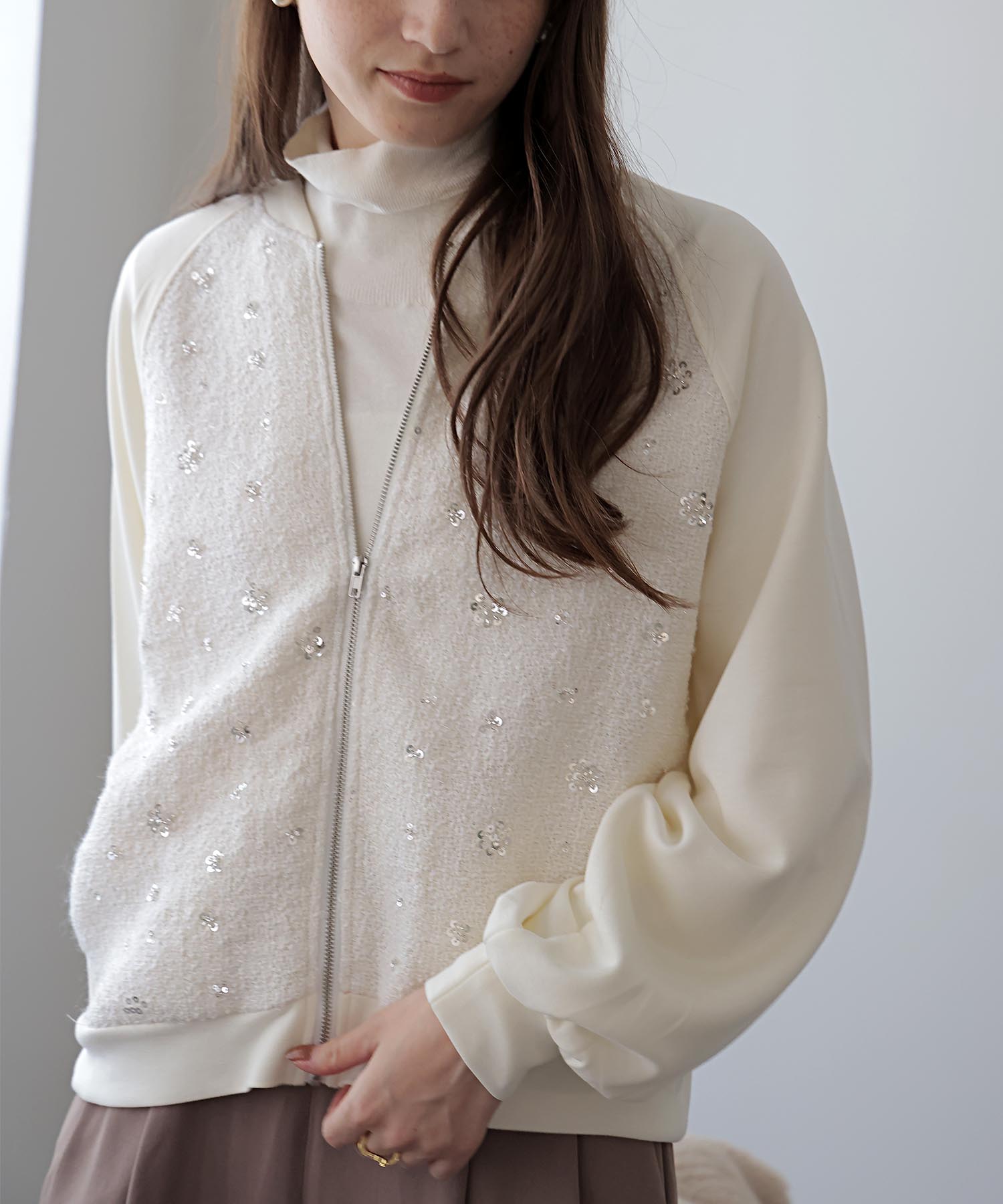 異素材MIXスパンコール刺繍ブルゾン【WEB限定】