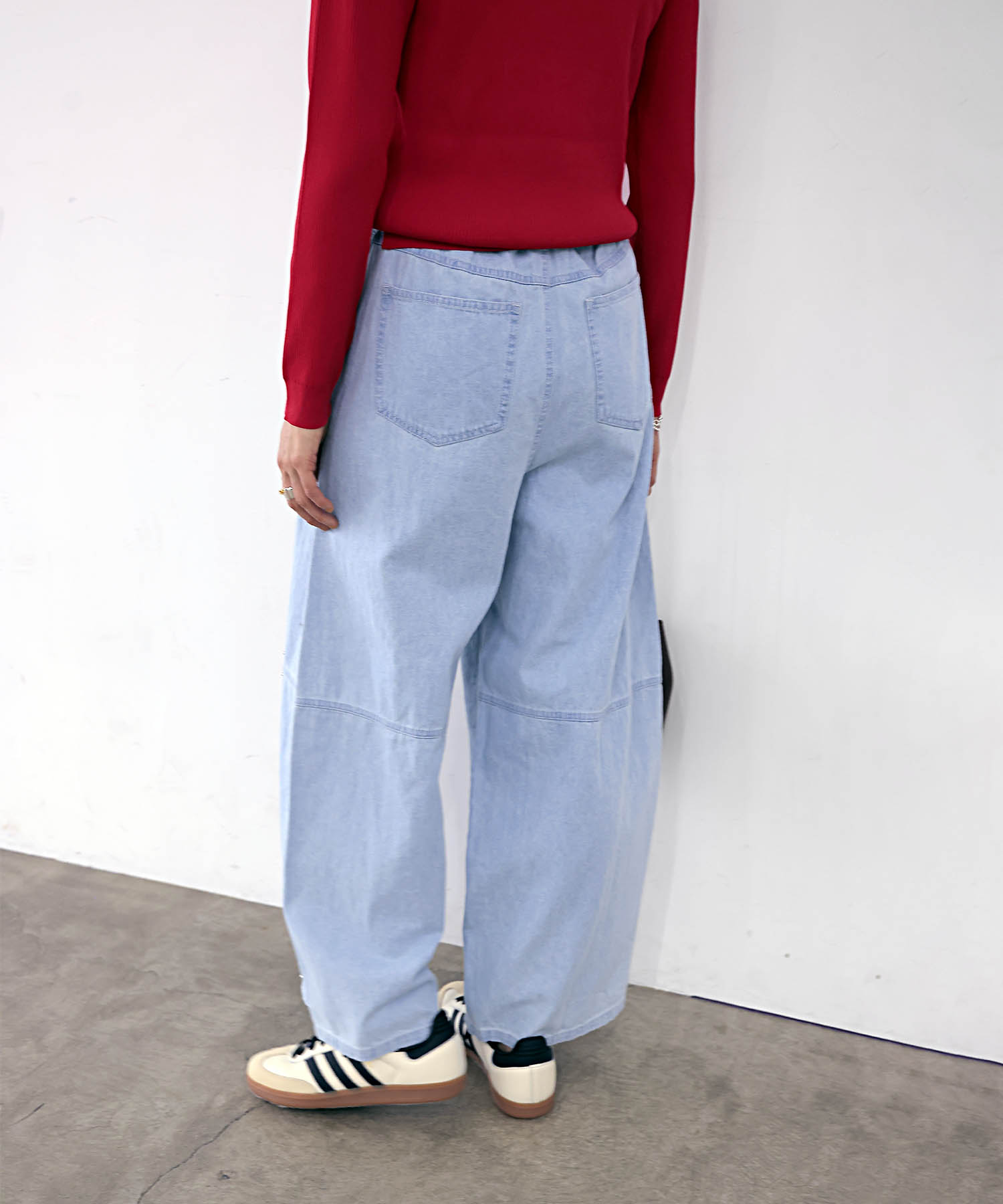 【8月28日予約販売】後ろゴムで楽々 スタッズデニムカーブパンツ【WEB限定】