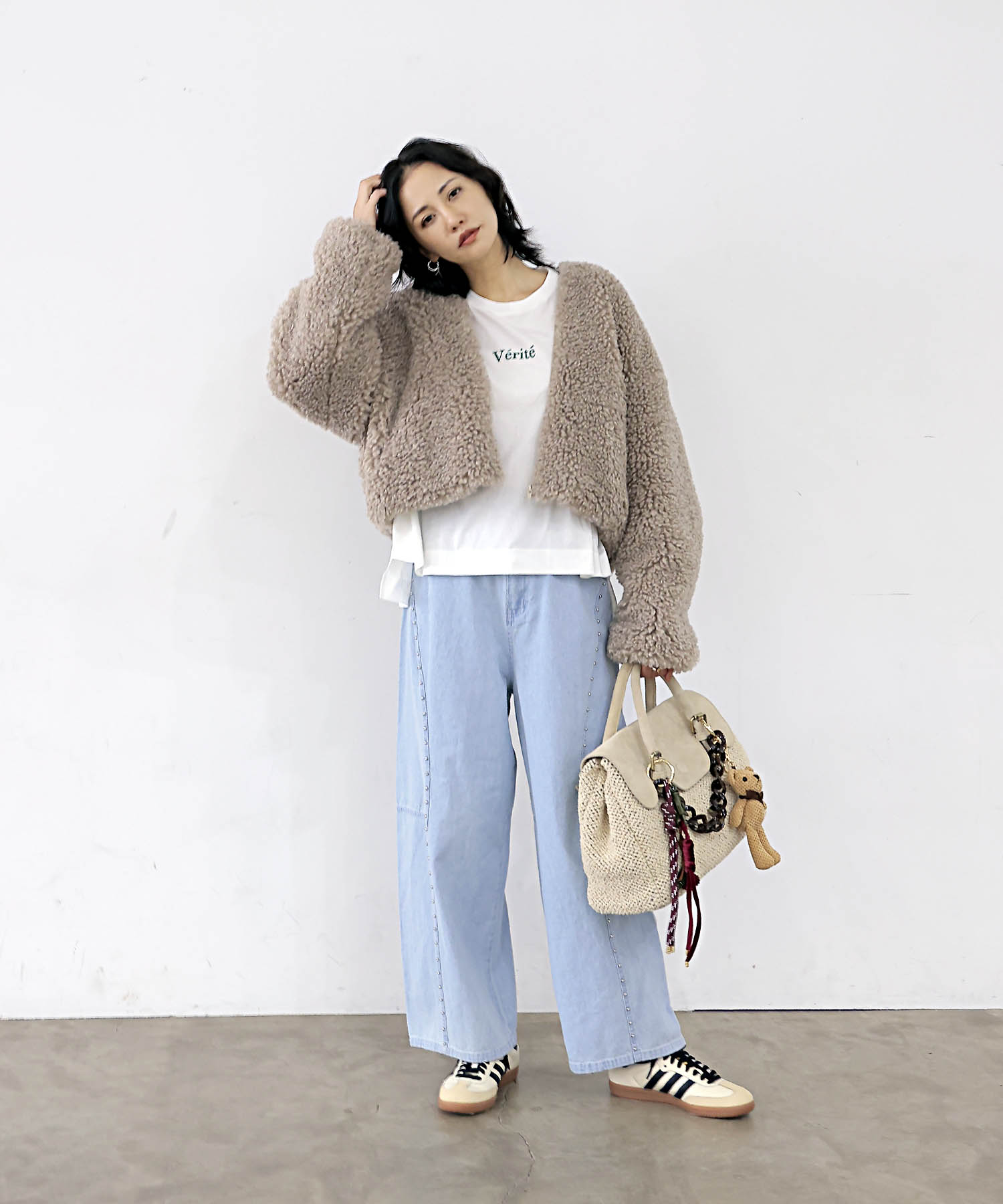 【8月28日予約販売】後ろゴムで楽々 スタッズデニムカーブパンツ【WEB限定】