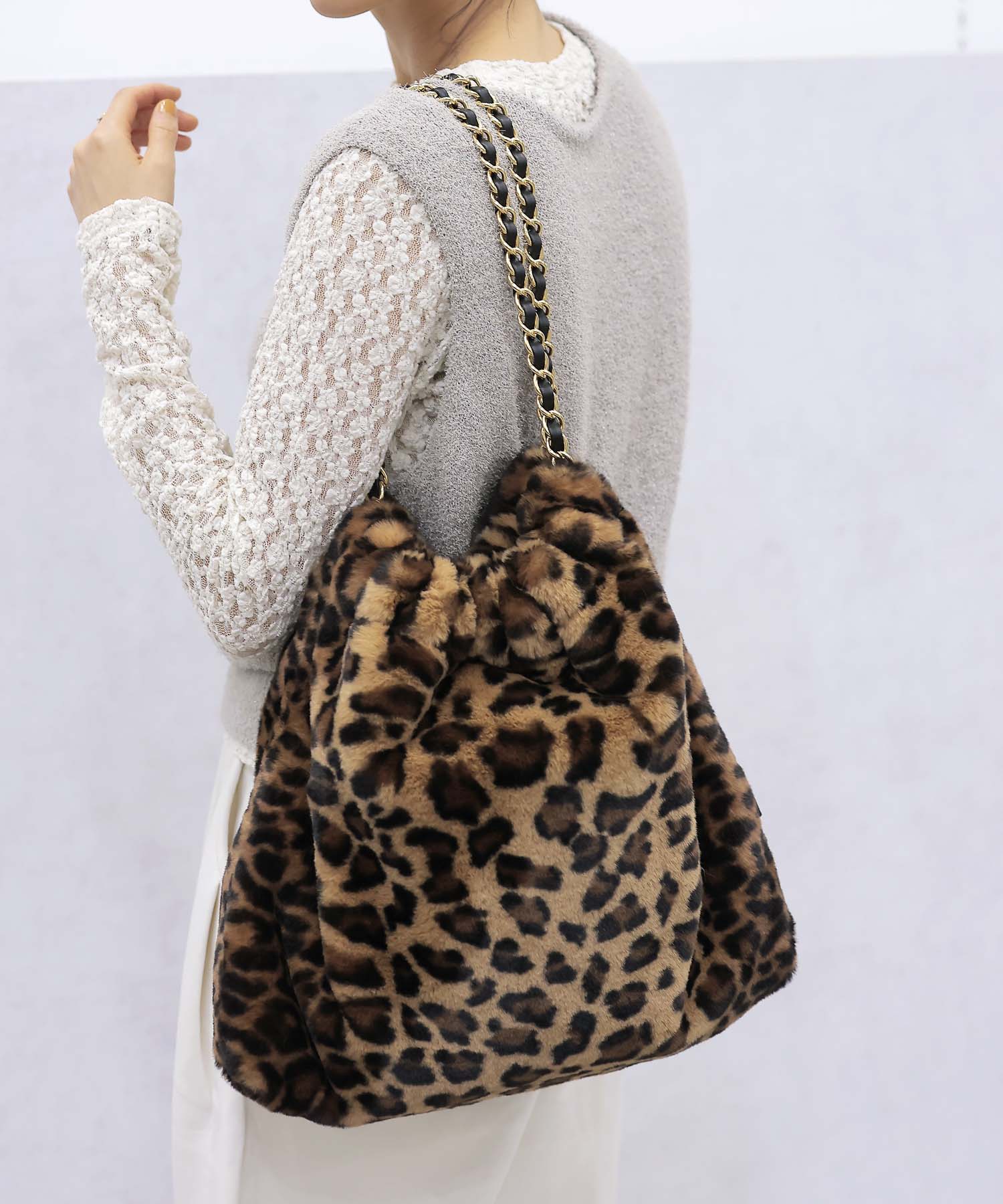 レオパードボアチェーンバックﾞM【VIOLAd'ORO/ヴィオラドーロ】