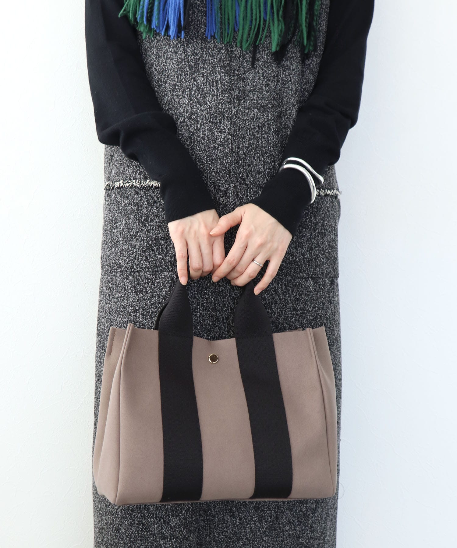 マイクロファイバースエードトートバッグ M【VIOLAd'ORO/ヴィオラドーロ】