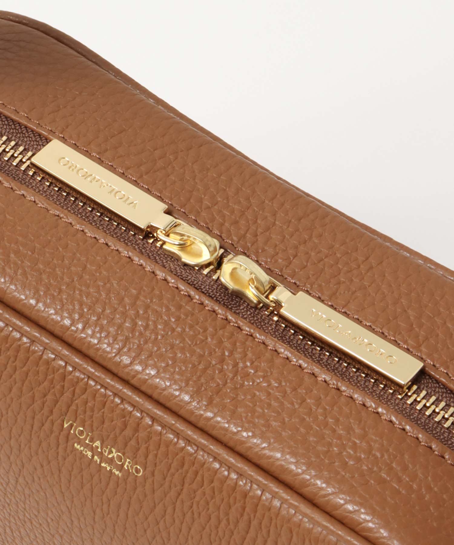 型押しシュリンクレザーカメラバッグ【ヴィオラドーロ/VIOLAd'ORO】