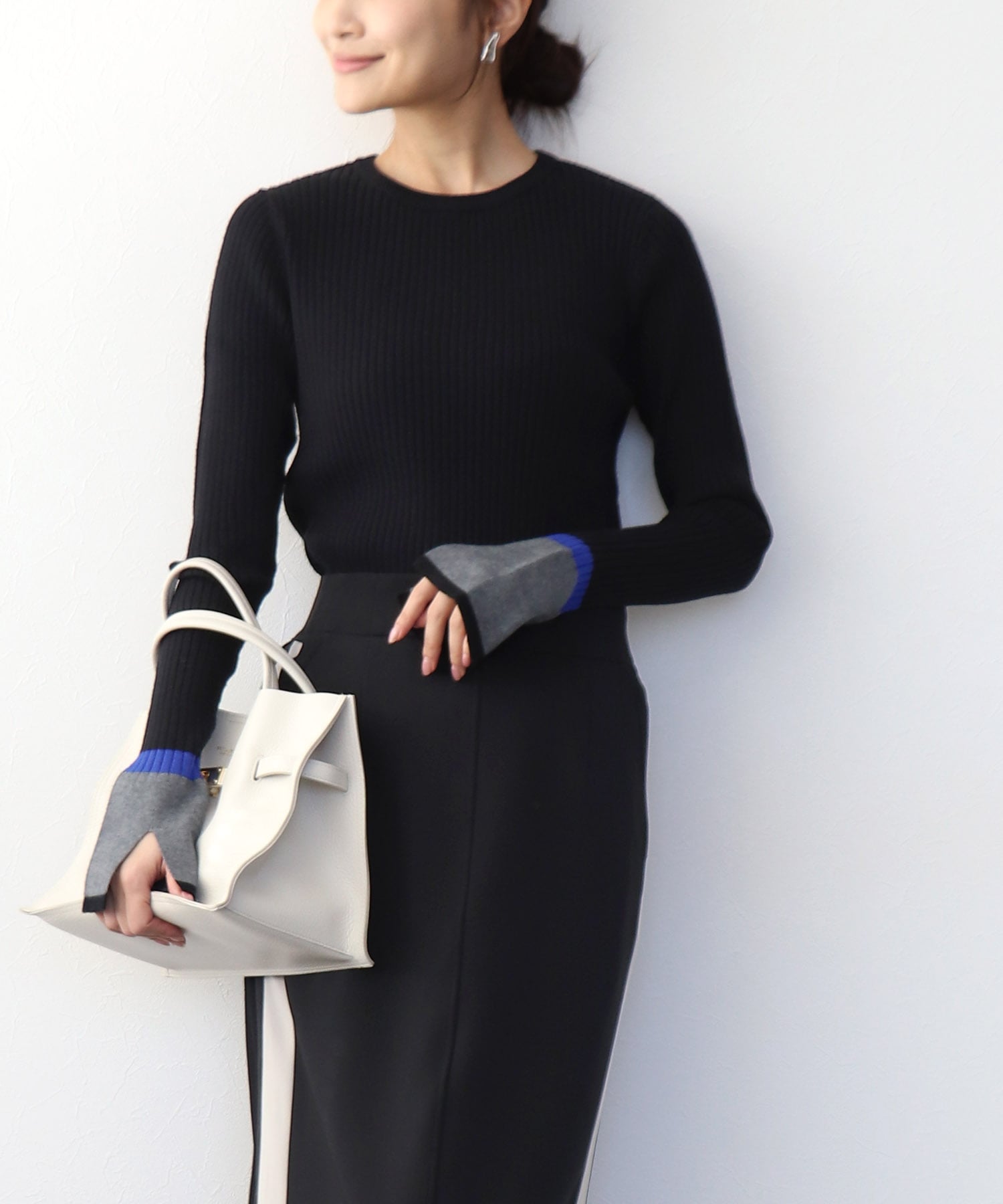 袖口バイカラーリブニット