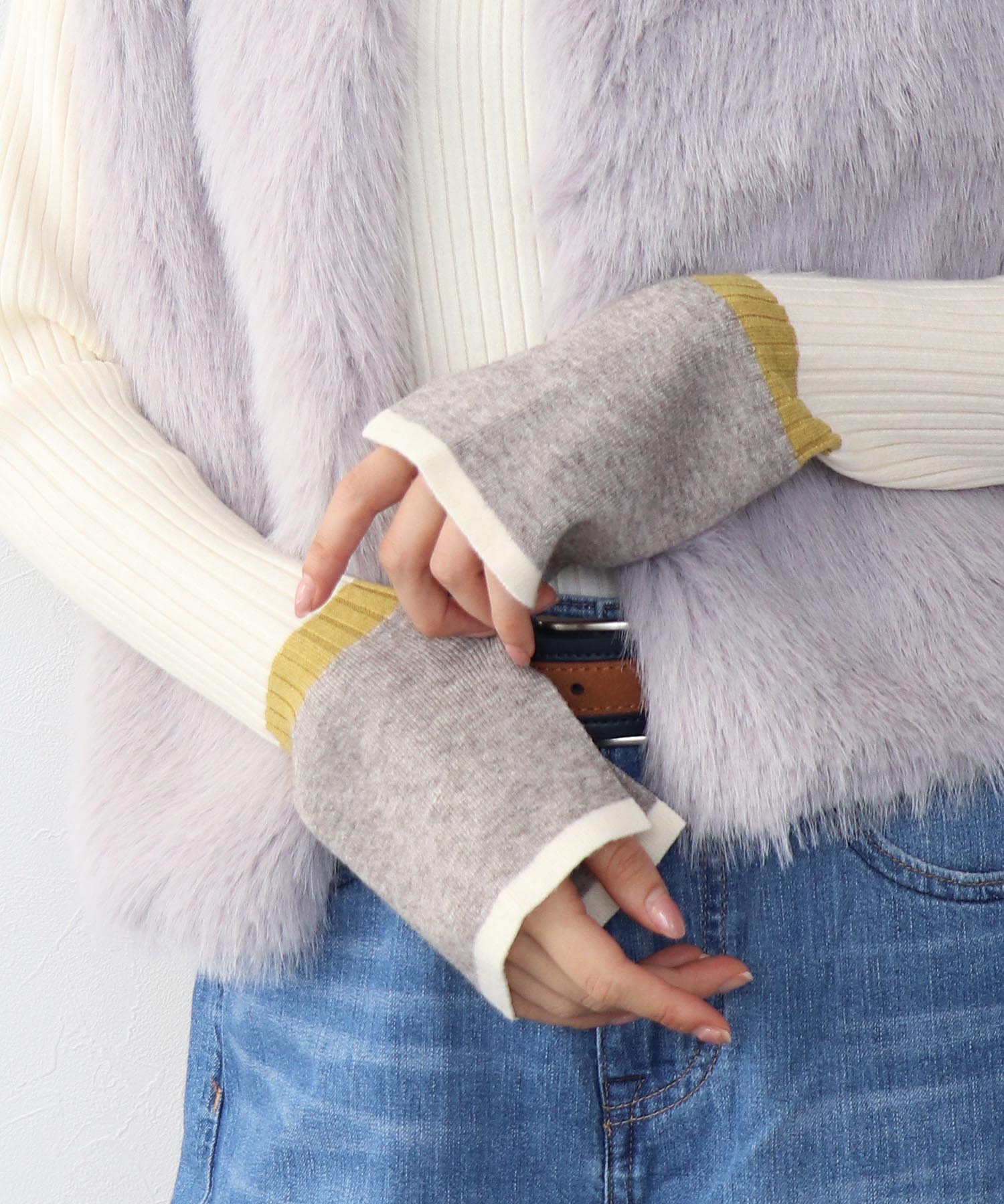 袖口バイカラーリブニット