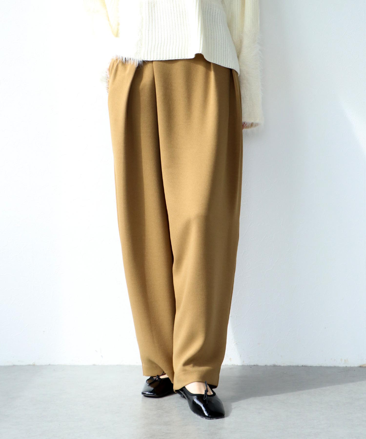 ダブルジョーゼットタックパンツ