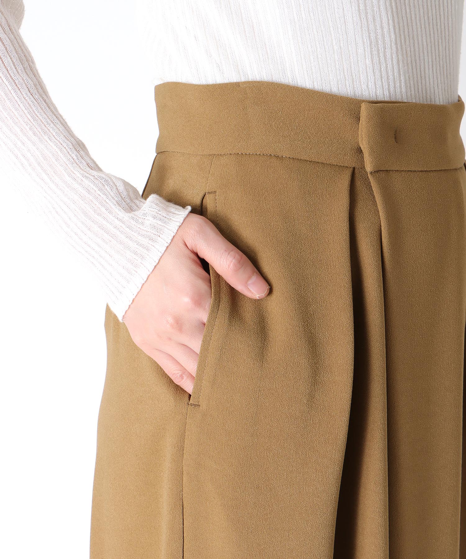 ダブルジョーゼットタックパンツ