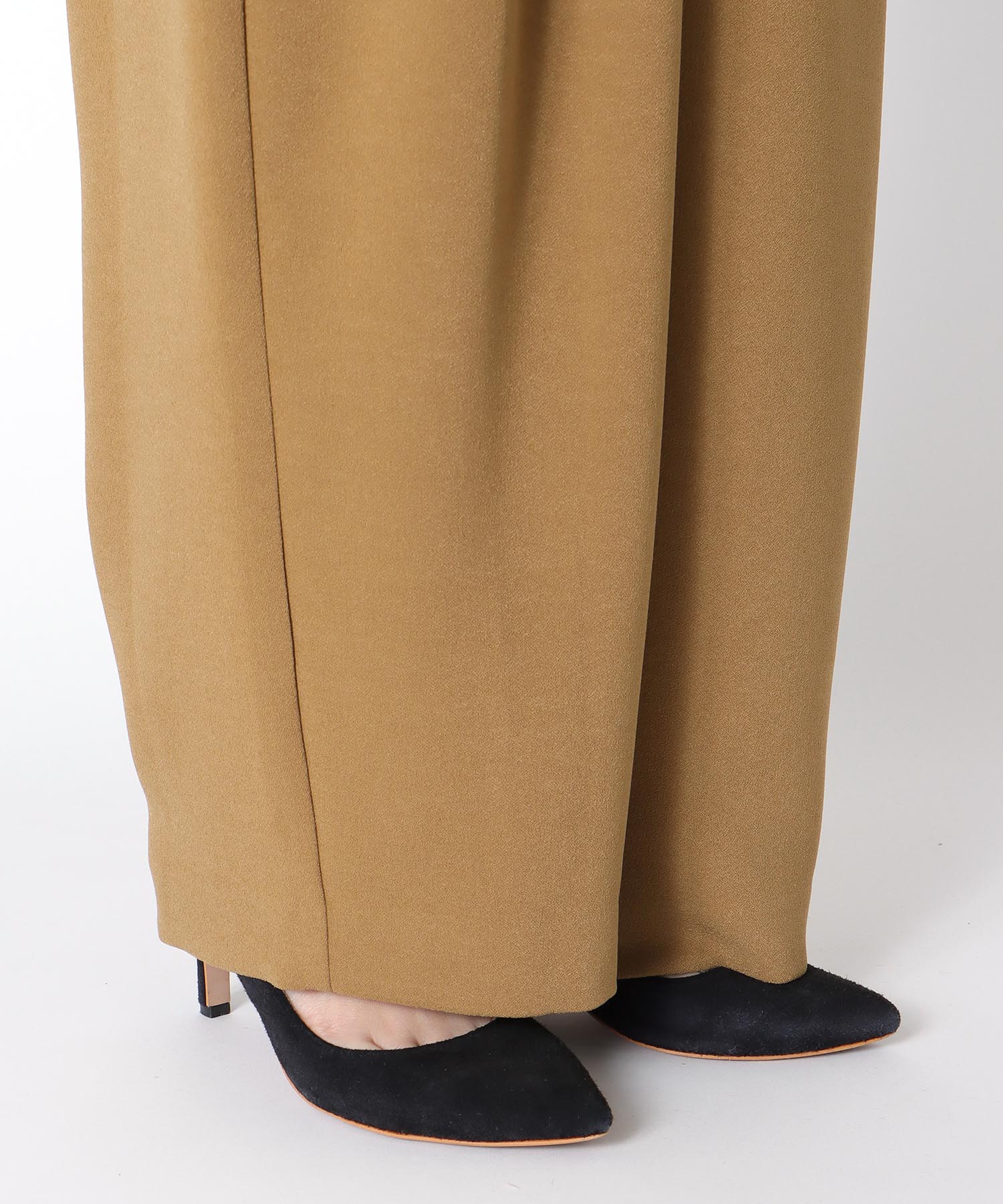 ダブルジョーゼットタックパンツ