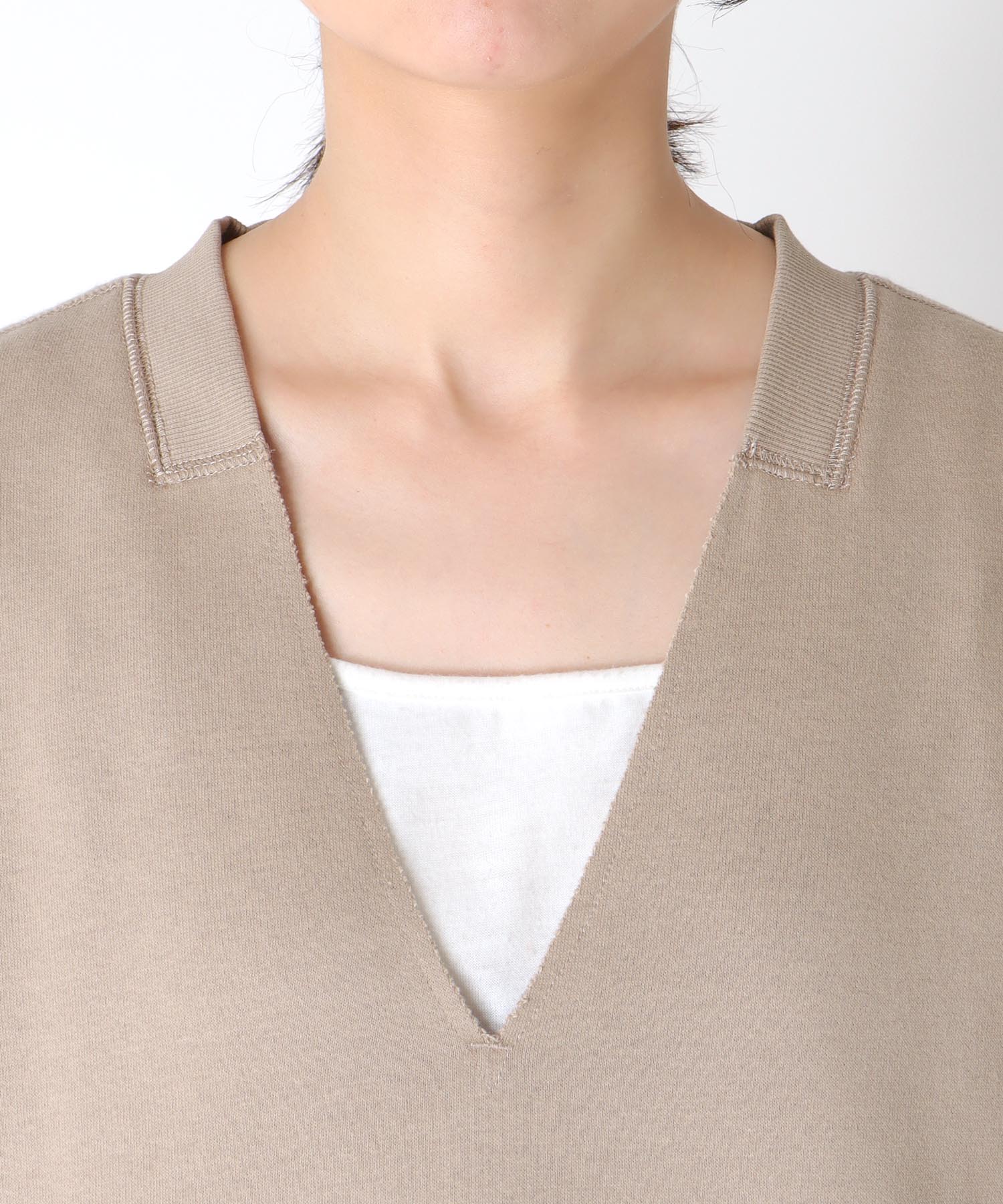 裏毛Vネックプルオーバー