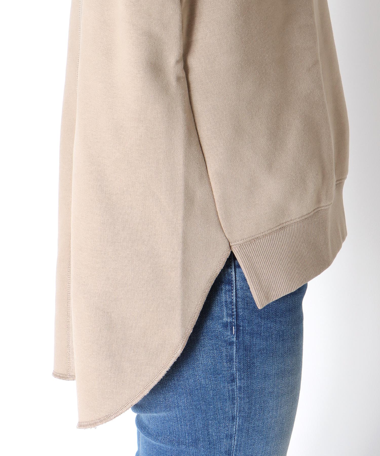 裏毛Vネックプルオーバー