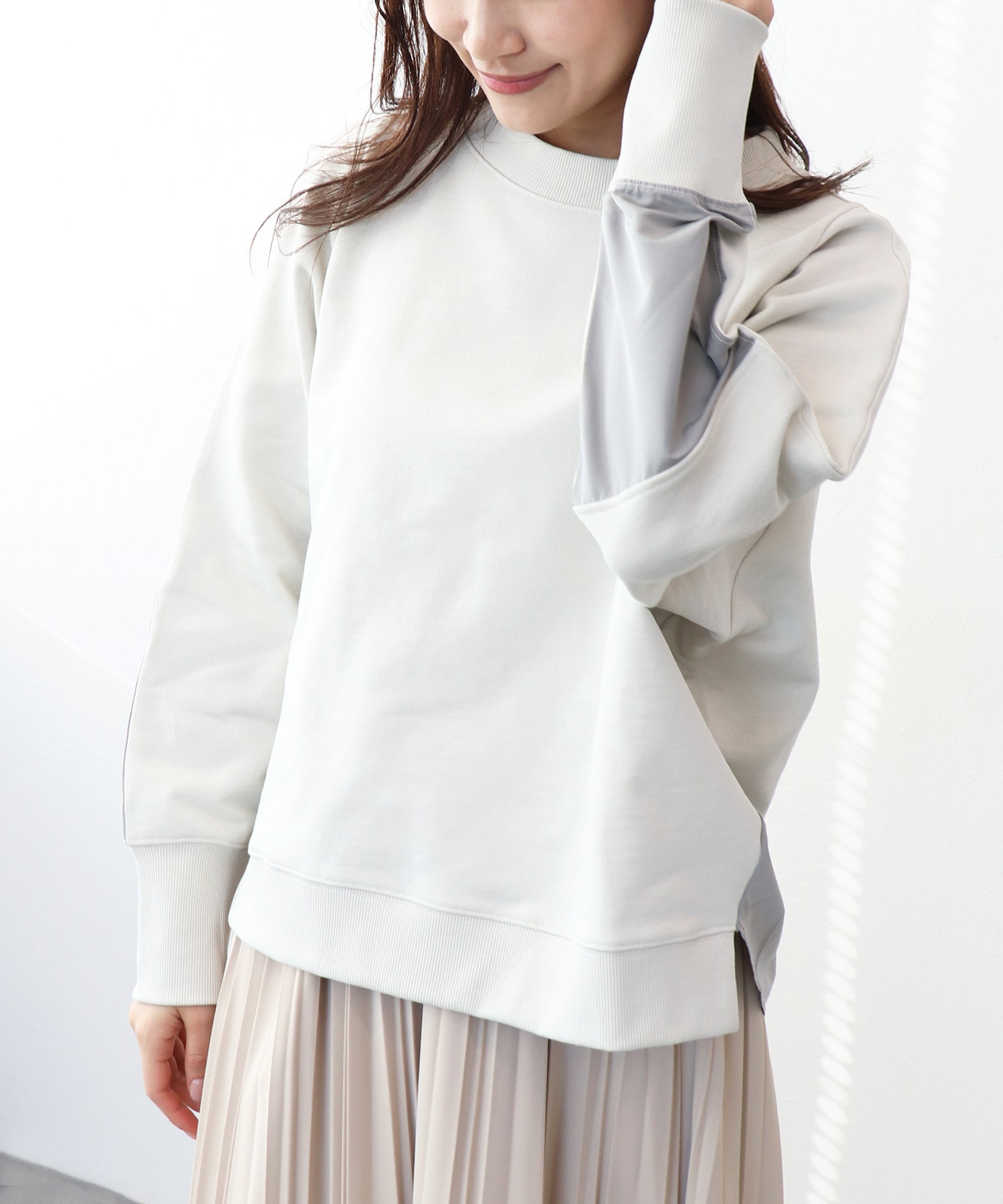 布帛ドッキング裏毛トップス