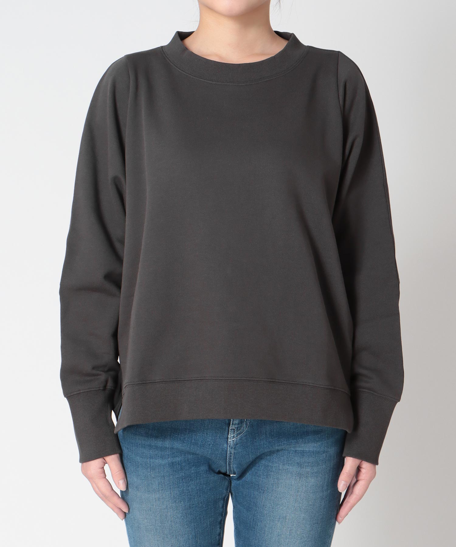 布帛ドッキング裏毛トップス