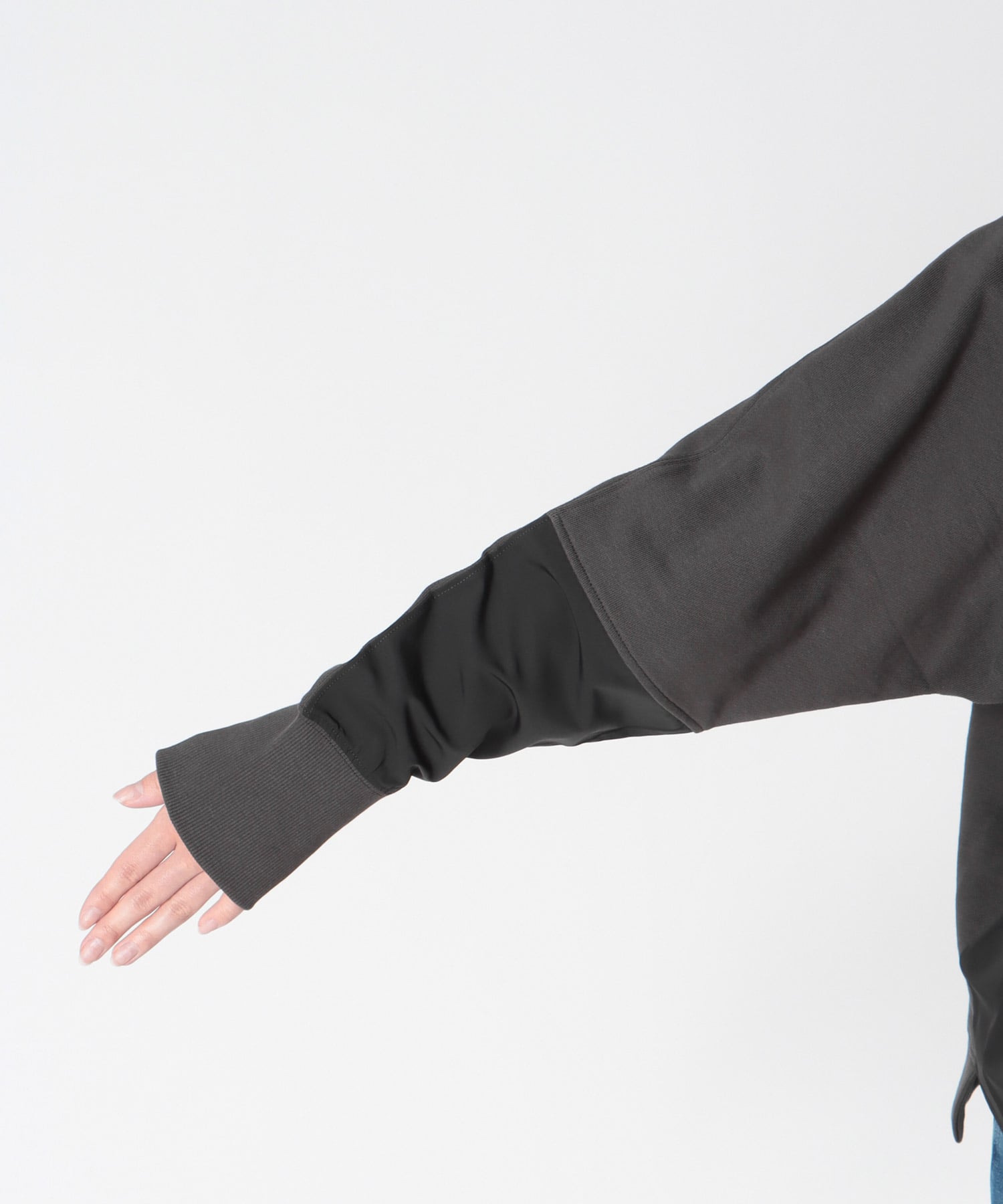 布帛ドッキング裏毛トップス