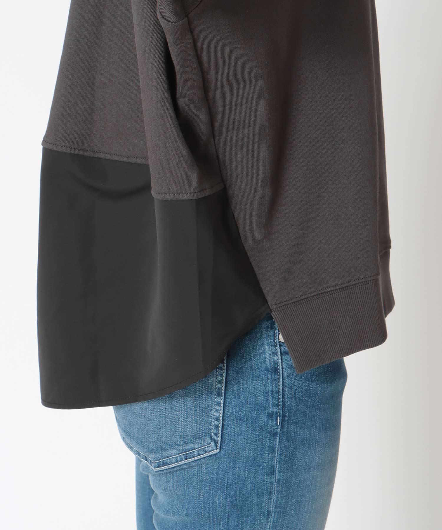 布帛ドッキング裏毛トップス