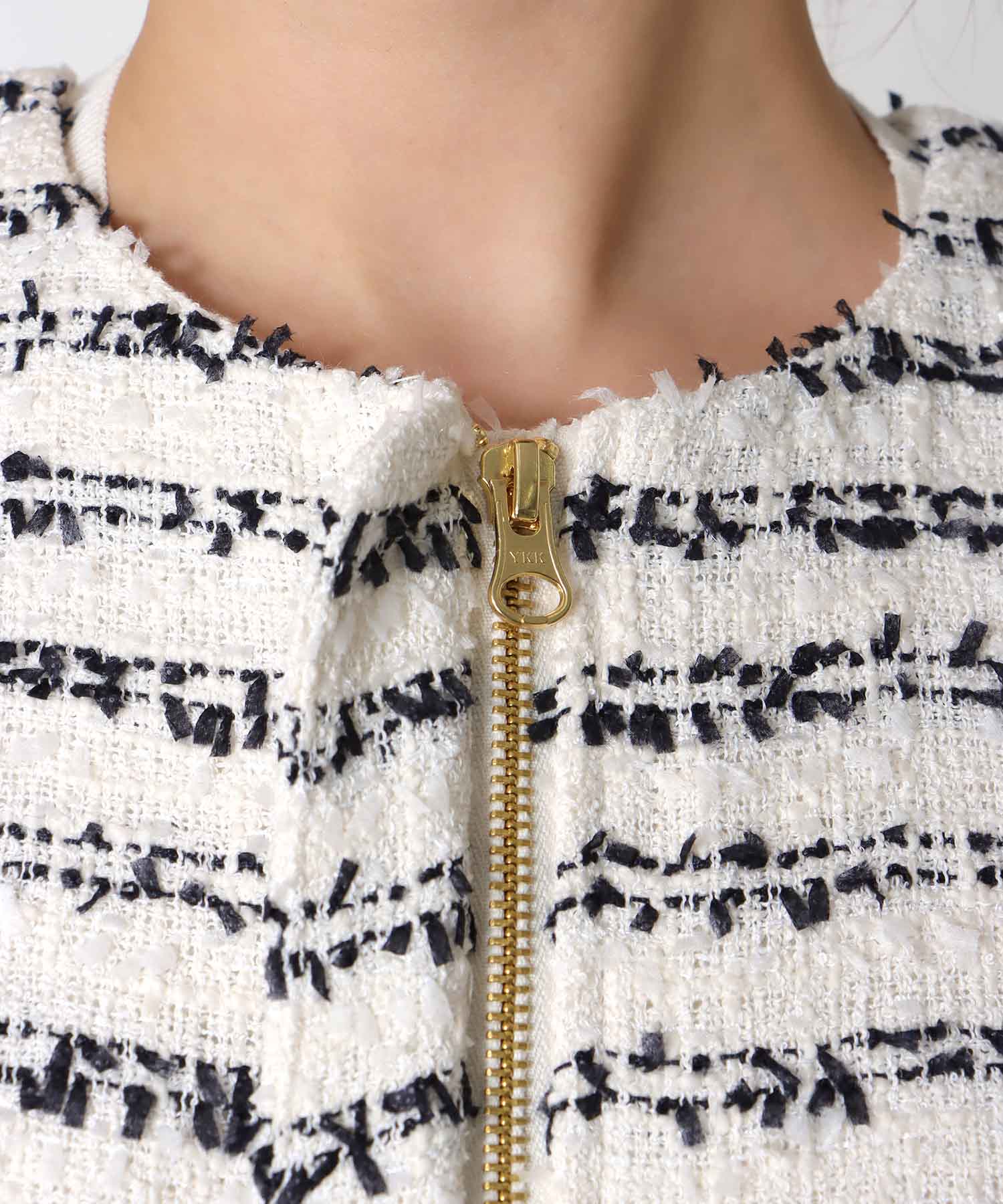 ツィードフリルベスト