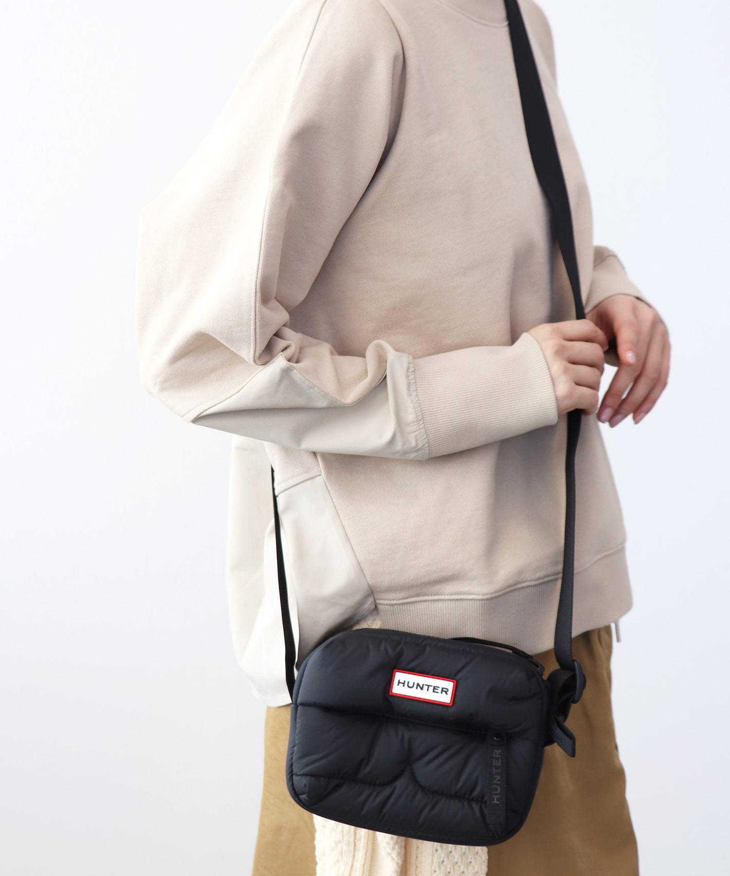 INTREPID PUFFER MINI CROSSBODY【HUNTER/ハンター】