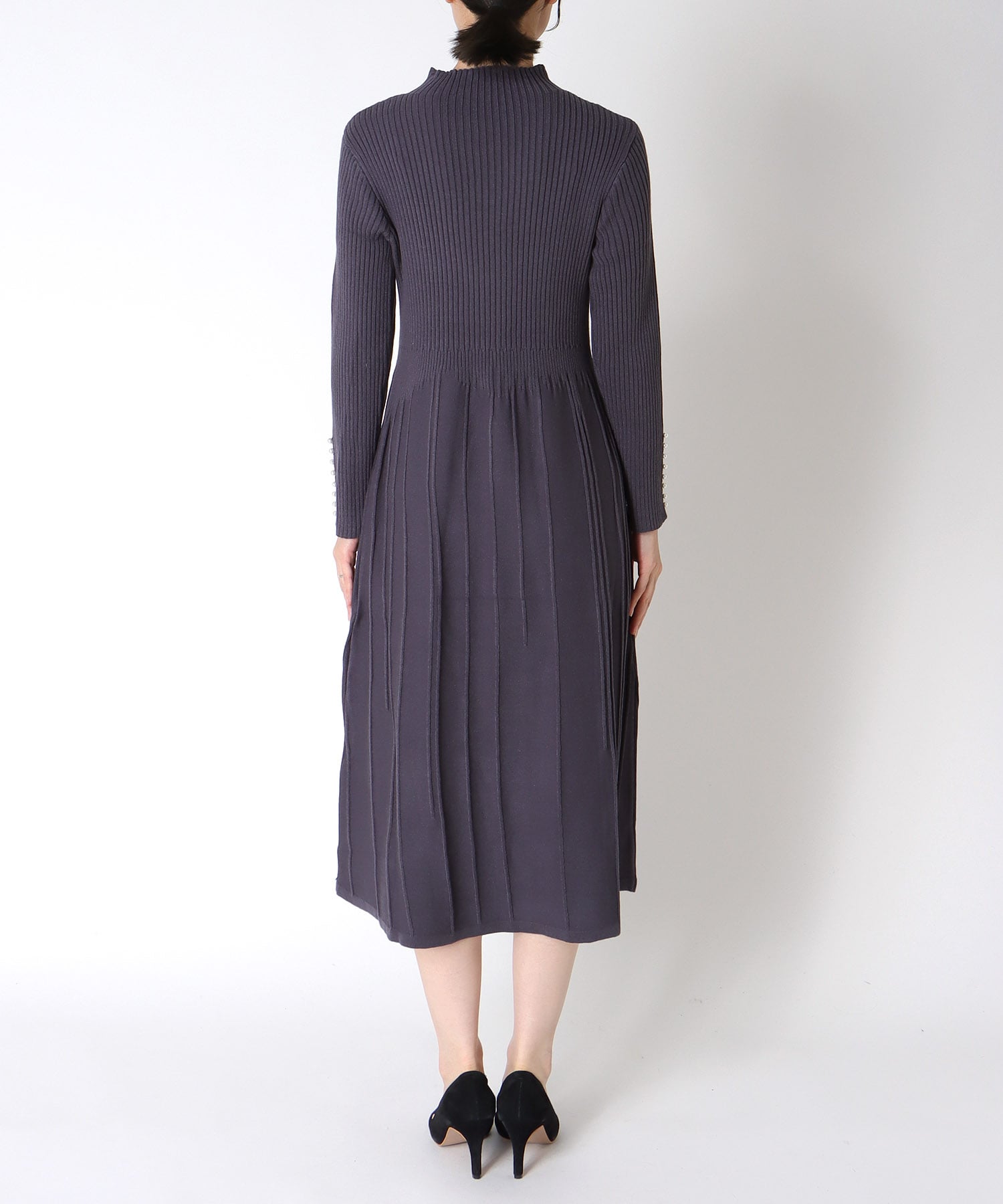 【8月28日予約販売】ニットプリーツAラインワンピース【WEB限定】