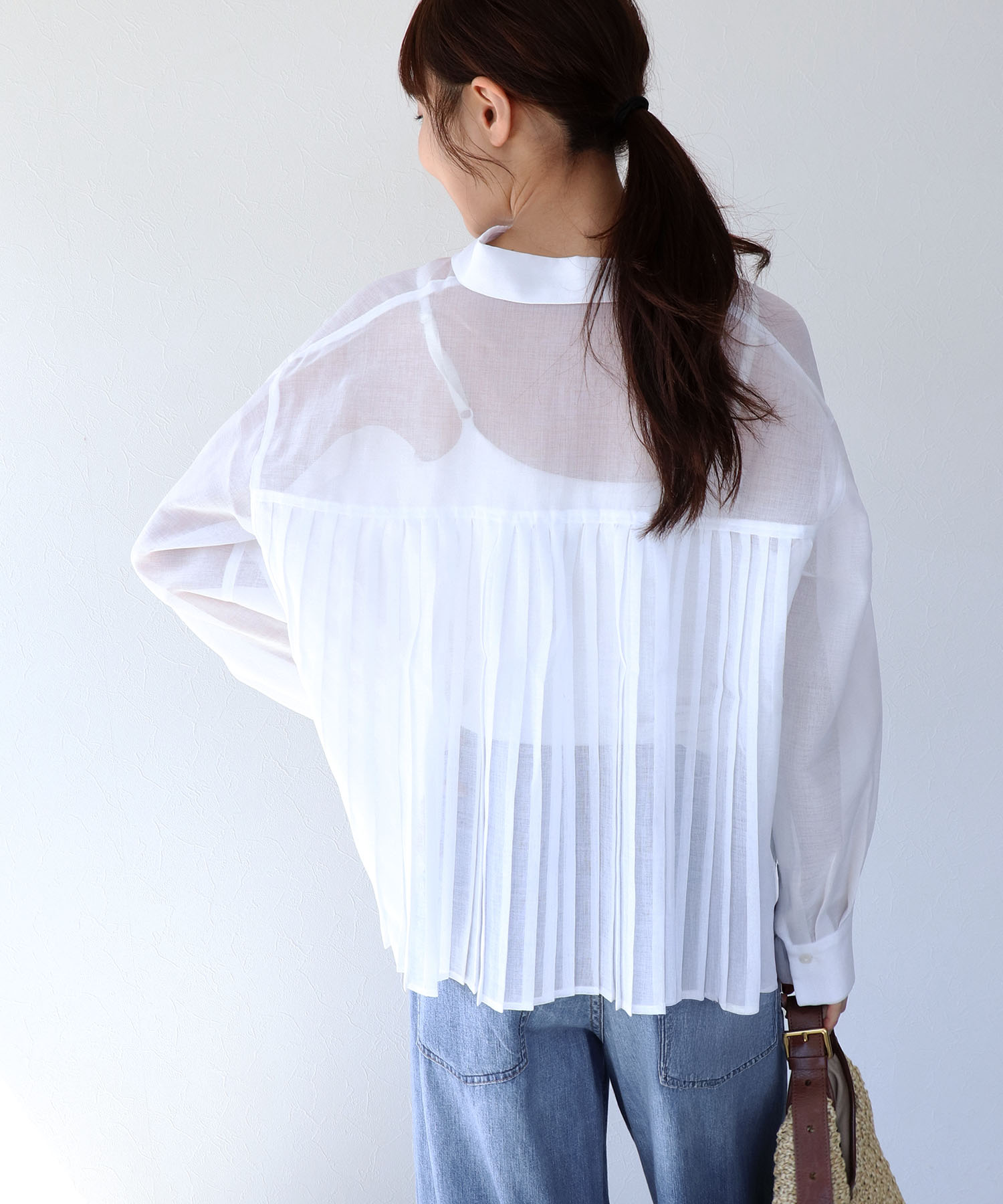 〔お家で試着〕シアーリネンライクバックプリーツシャツ