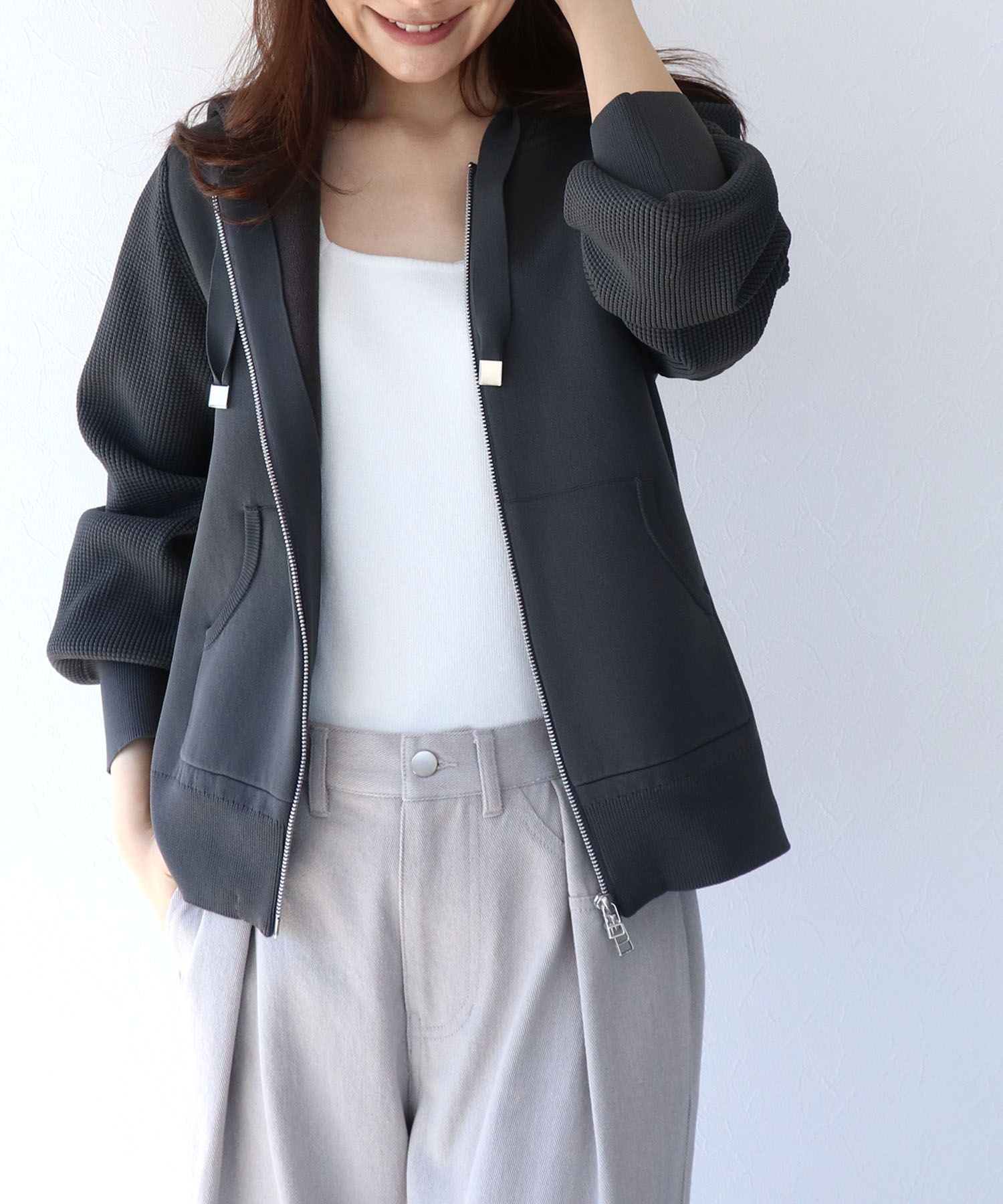 フードニットパーカー