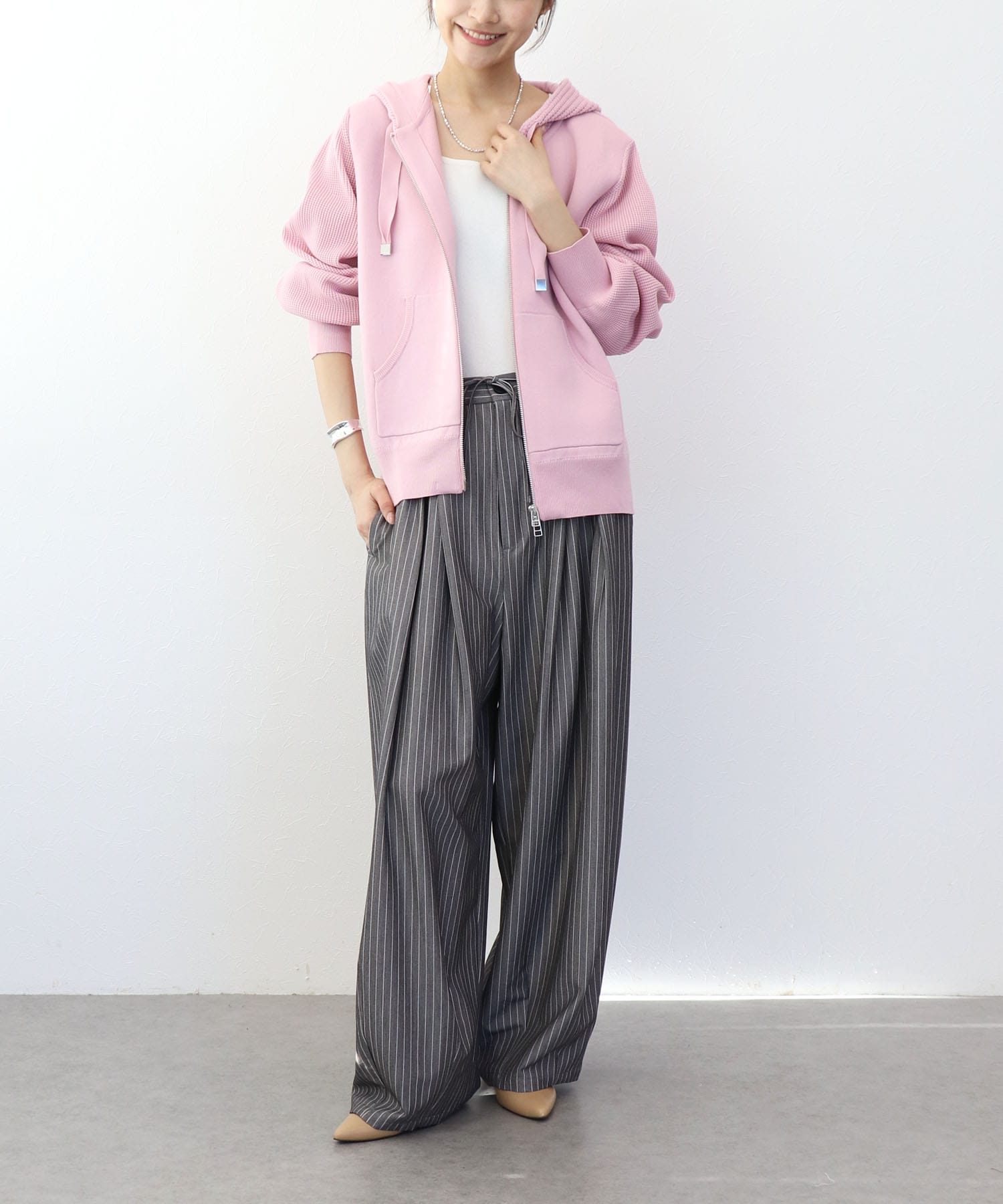 フードニットパーカー