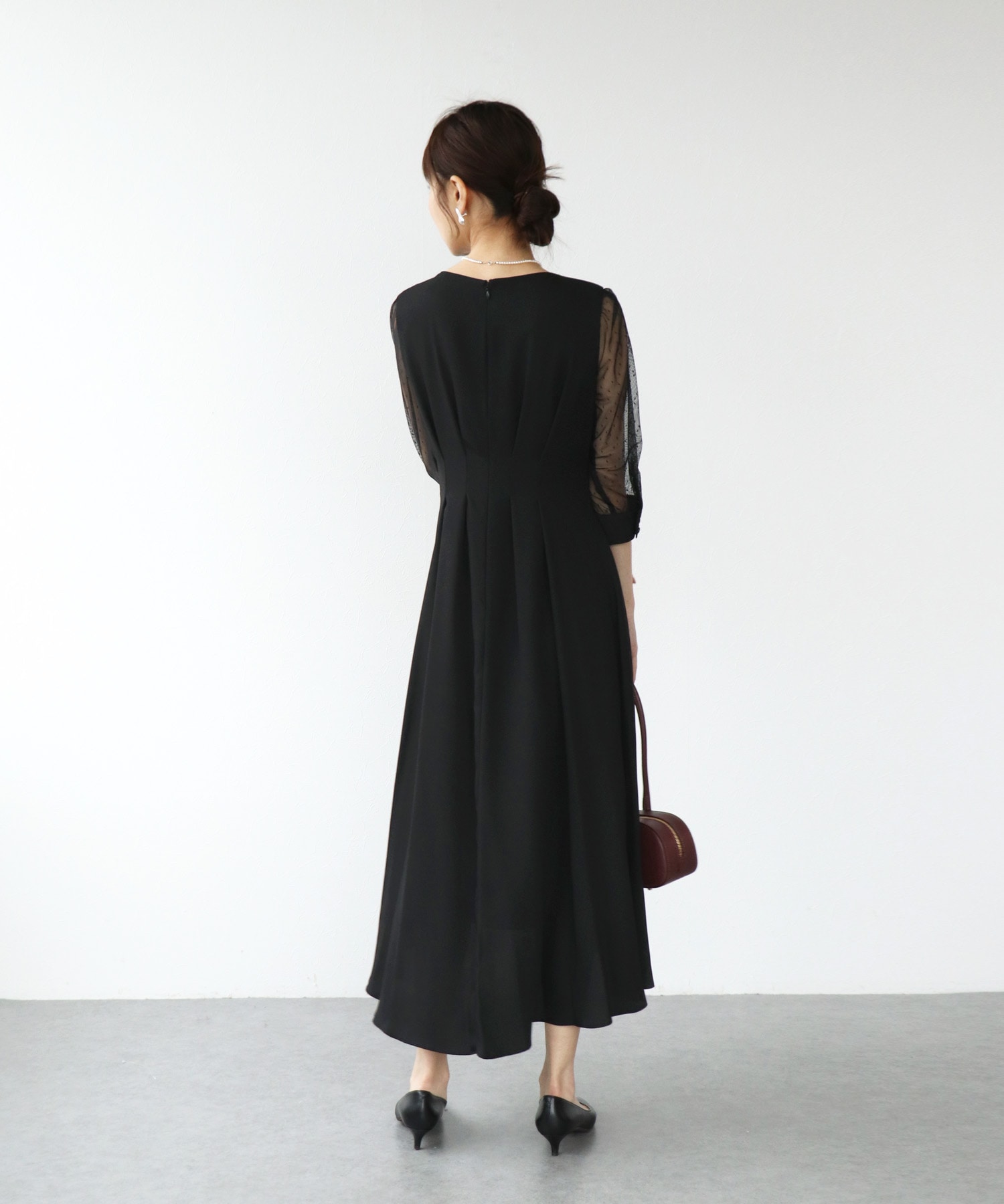 ウエストタック袖ドットチュールワンピース