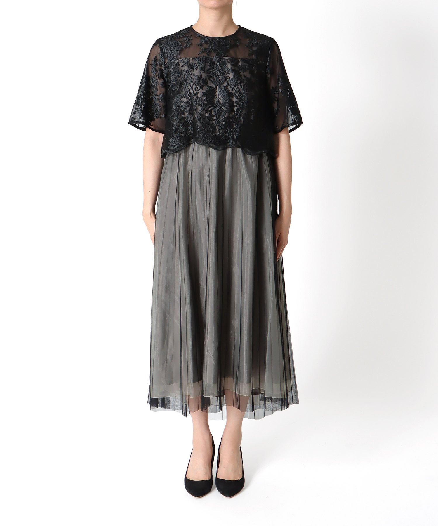 刺繍レース×チュールプリーツワンピース