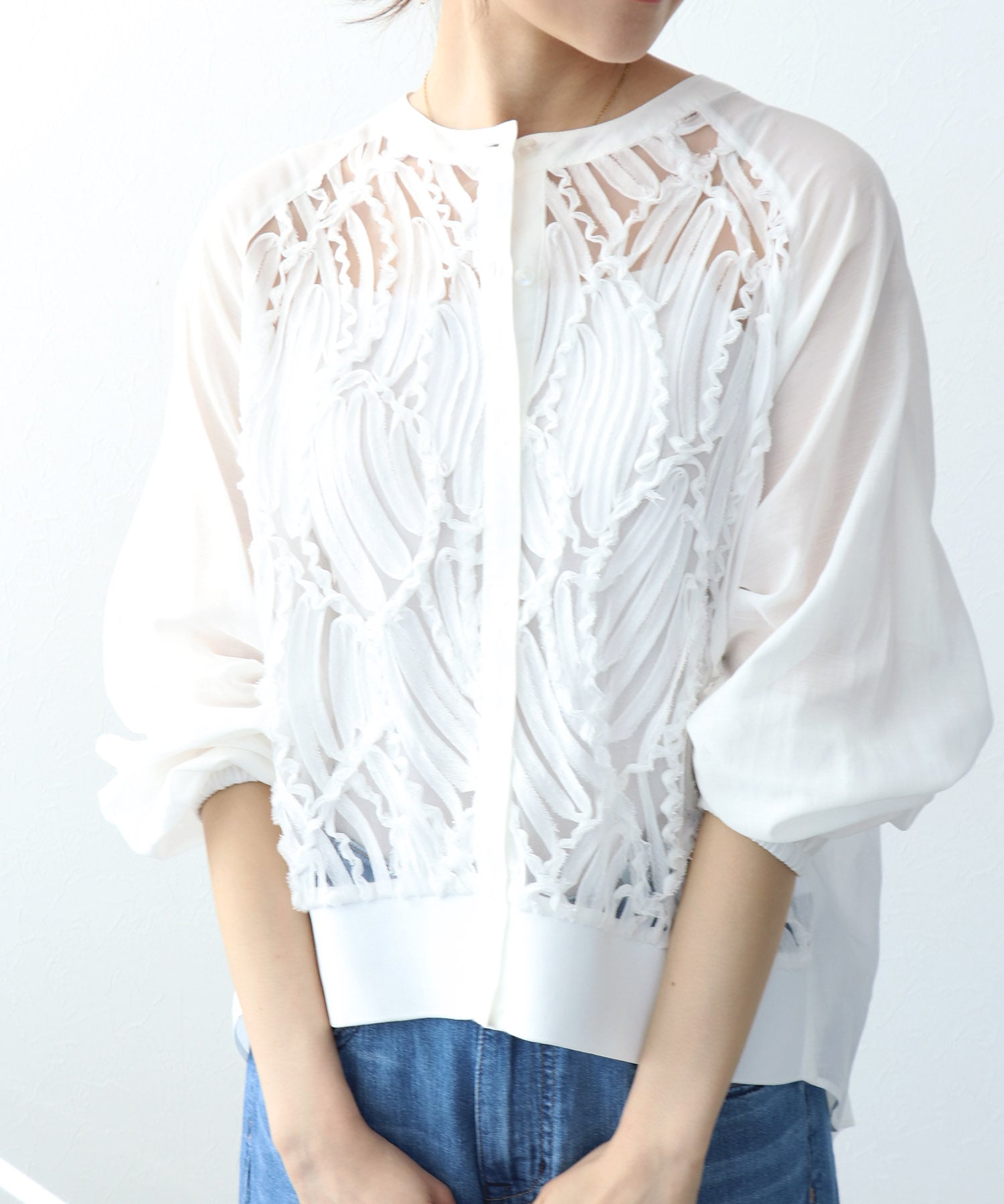 テープ刺繍レースカーディガン