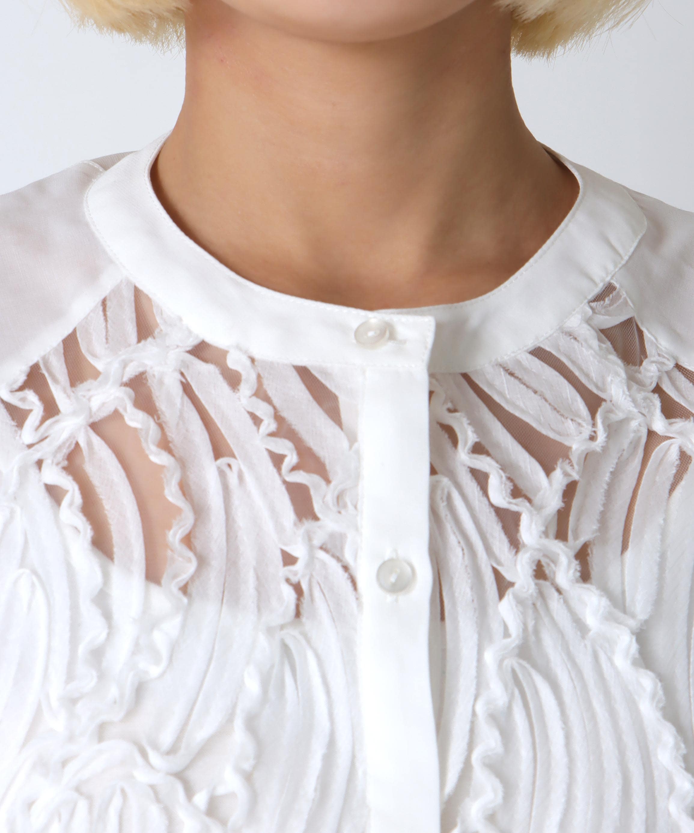 テープ刺繍レースカーディガン