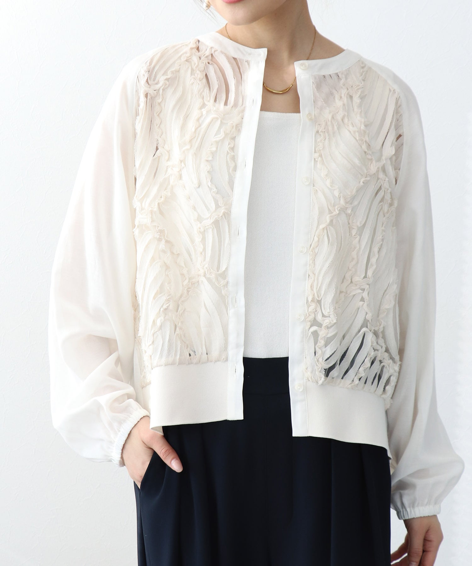 テープ刺繍レースカーディガン