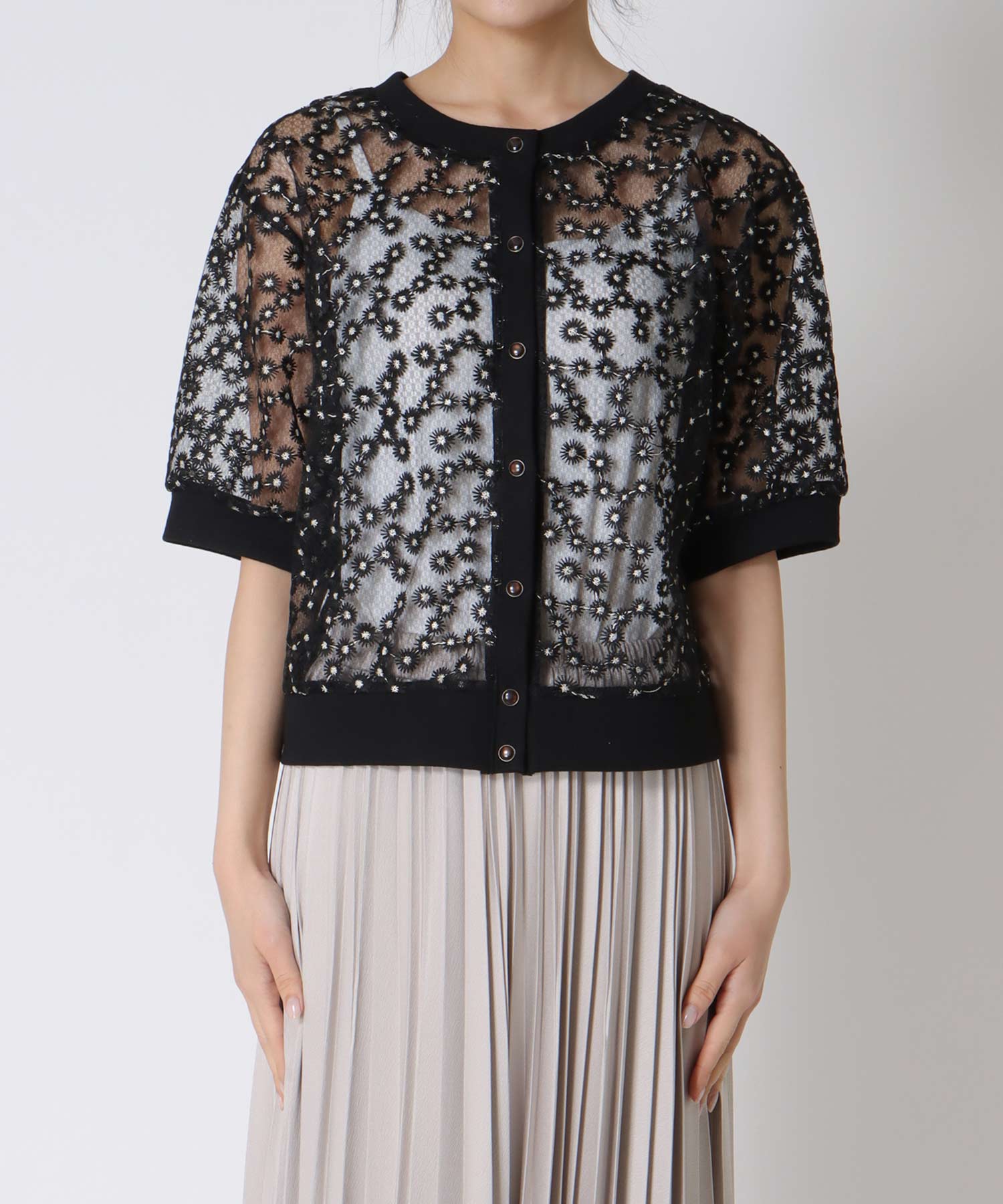 前後2WAYデイジー刺繍レースカーディガン