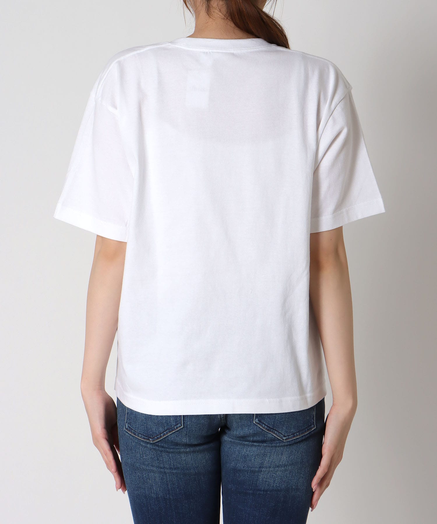 ロゴプリントTシャツ