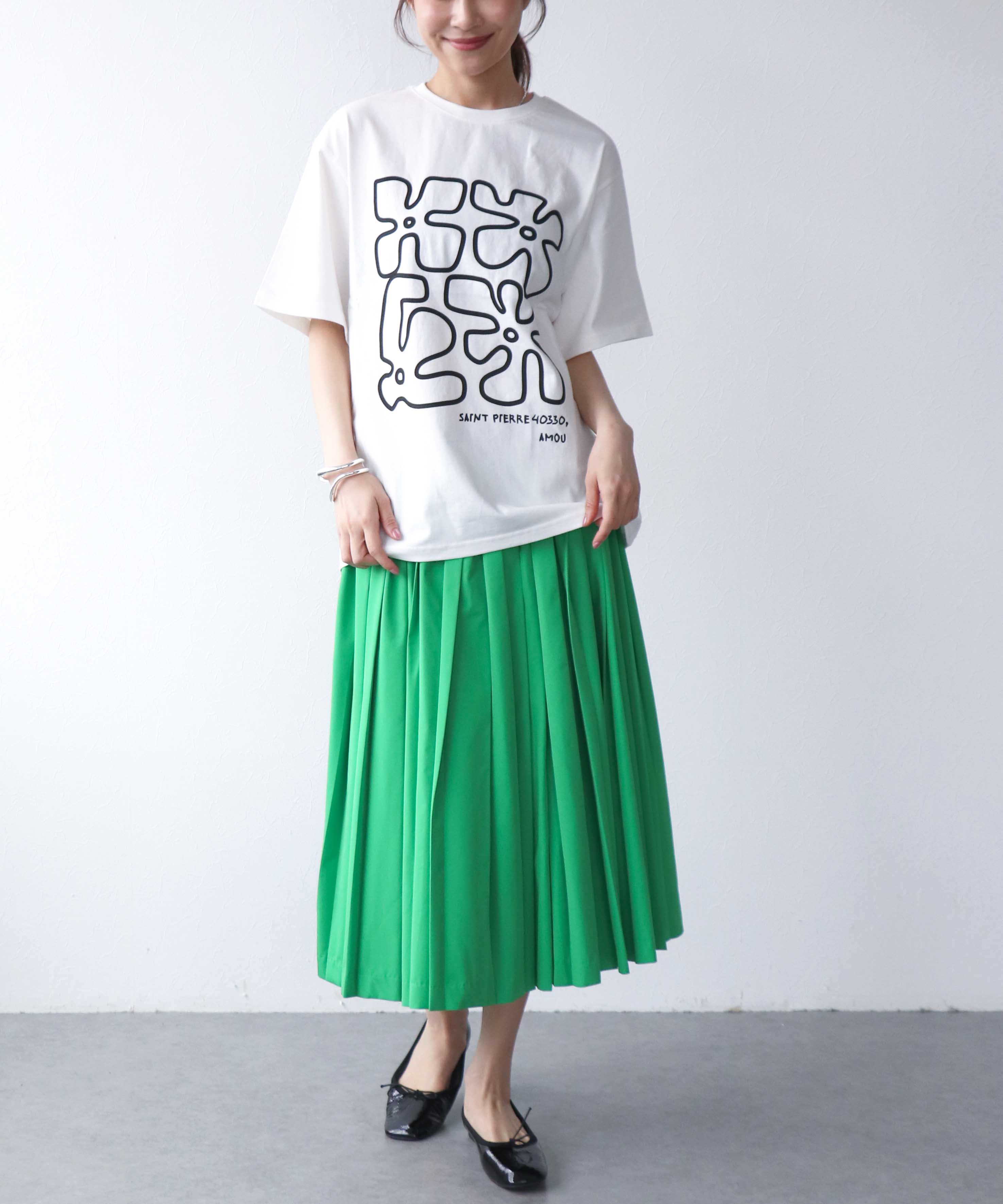 フラワーイラストTシャツ