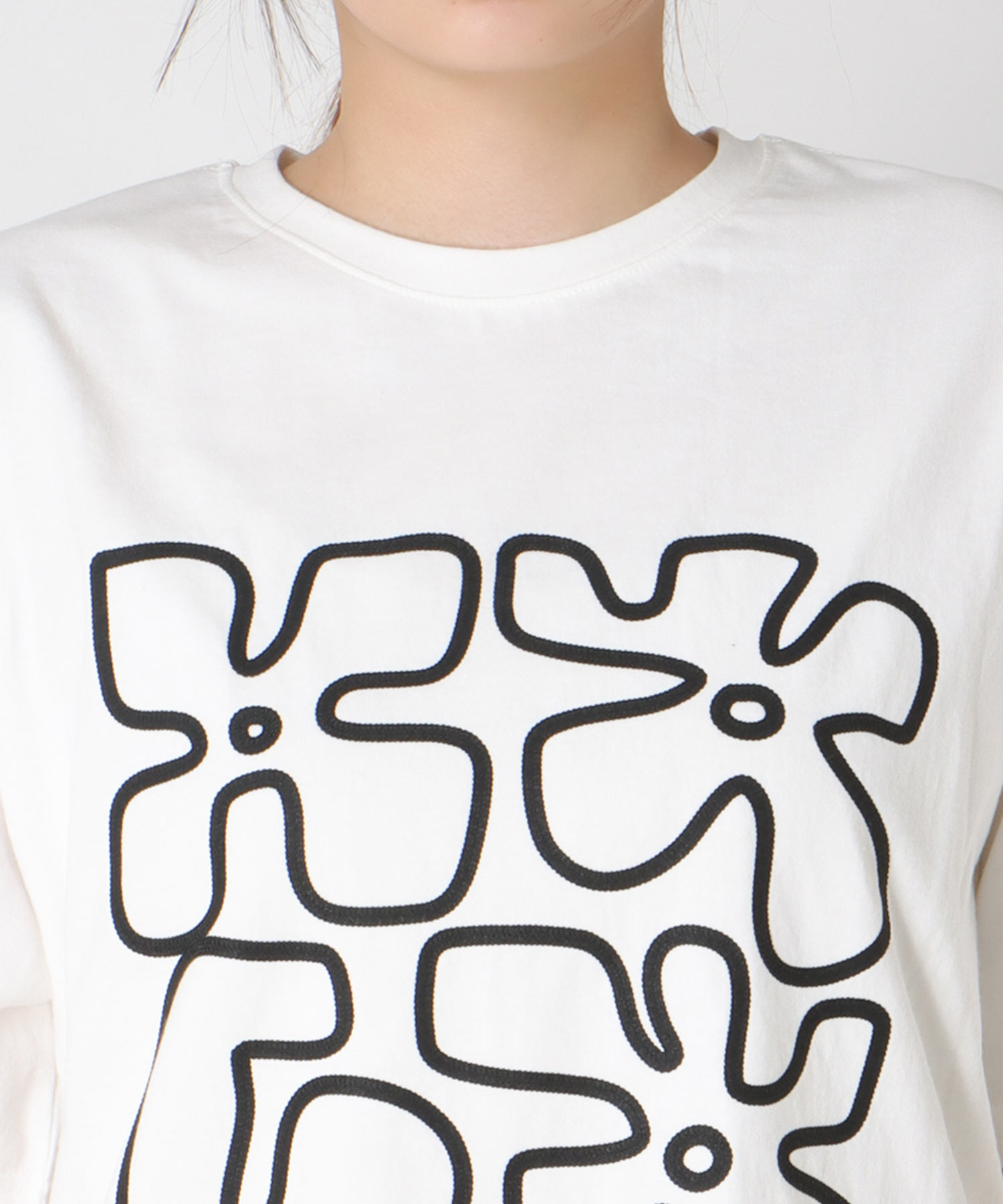フラワーイラストTシャツ