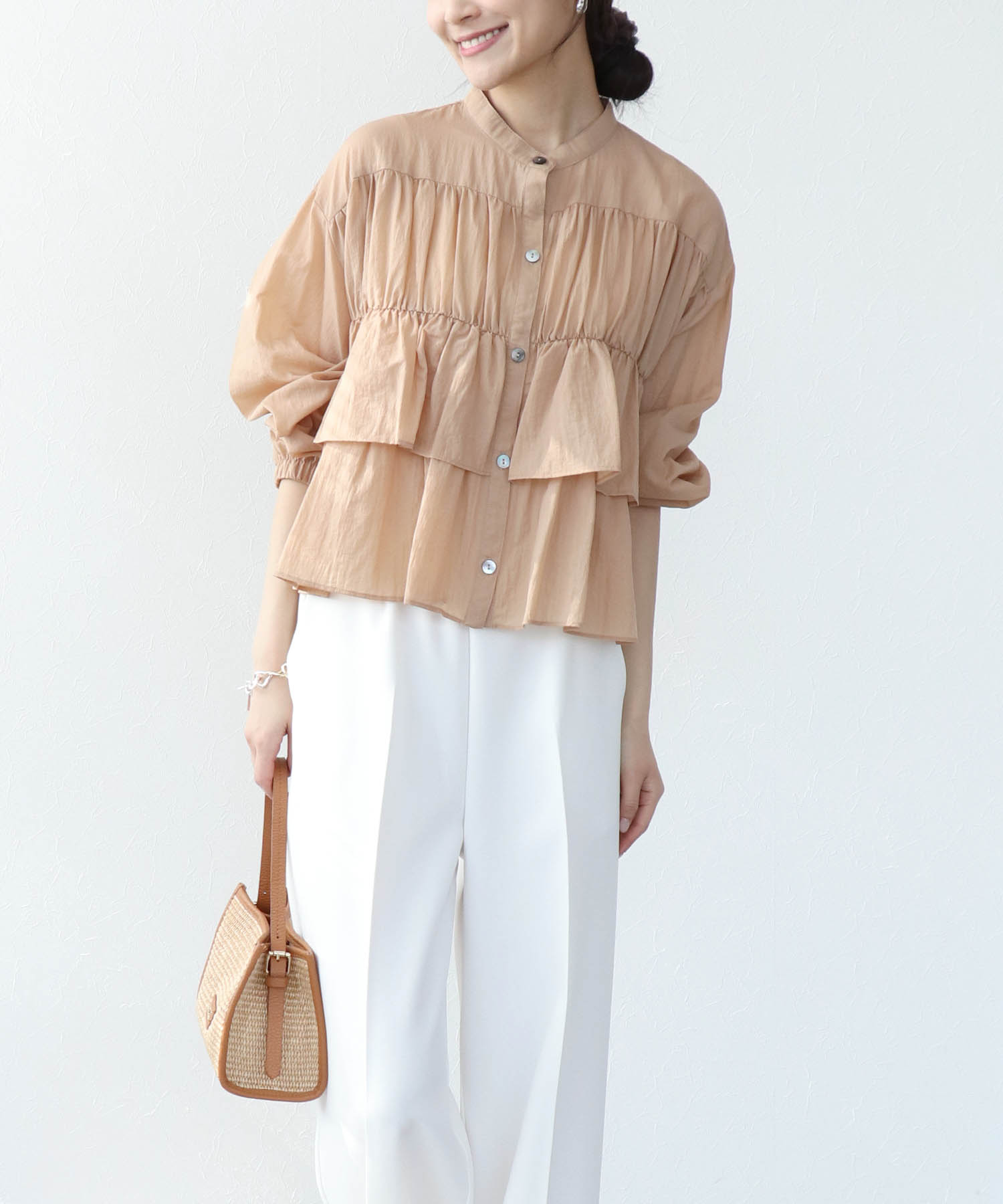 ティアードブラウス