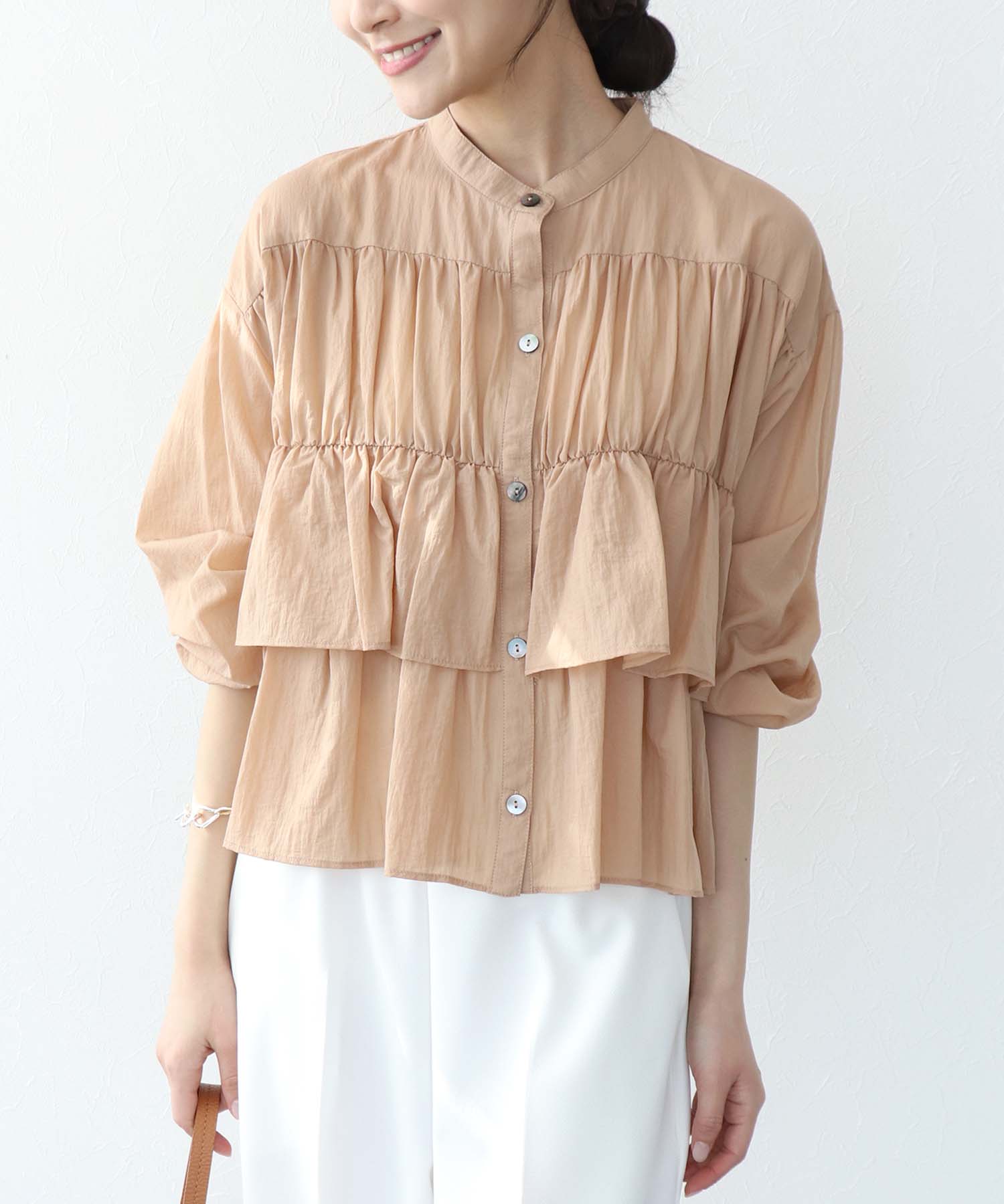 ティアードブラウス