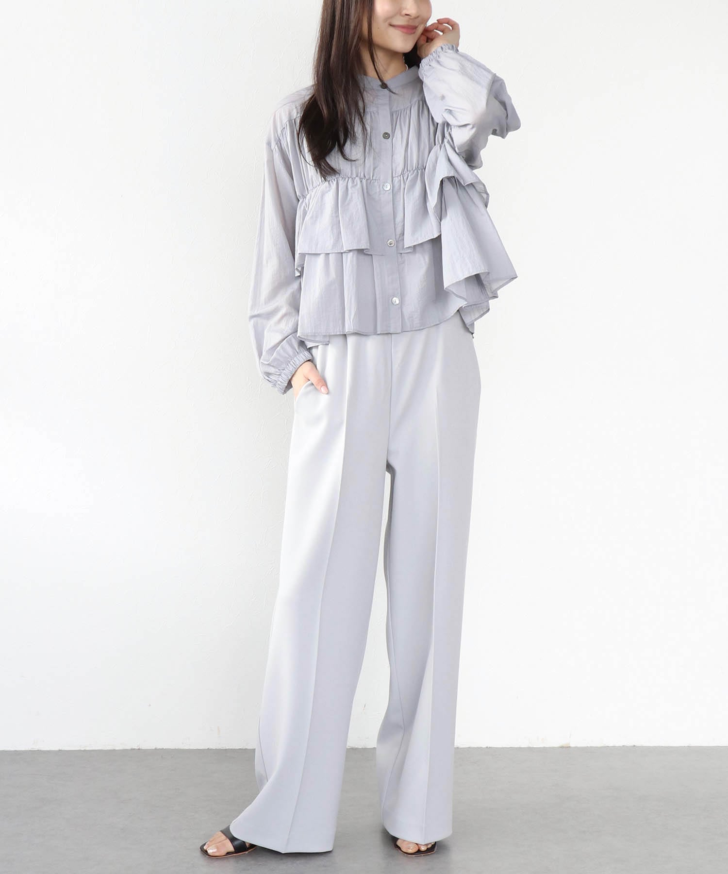 ティアードブラウス