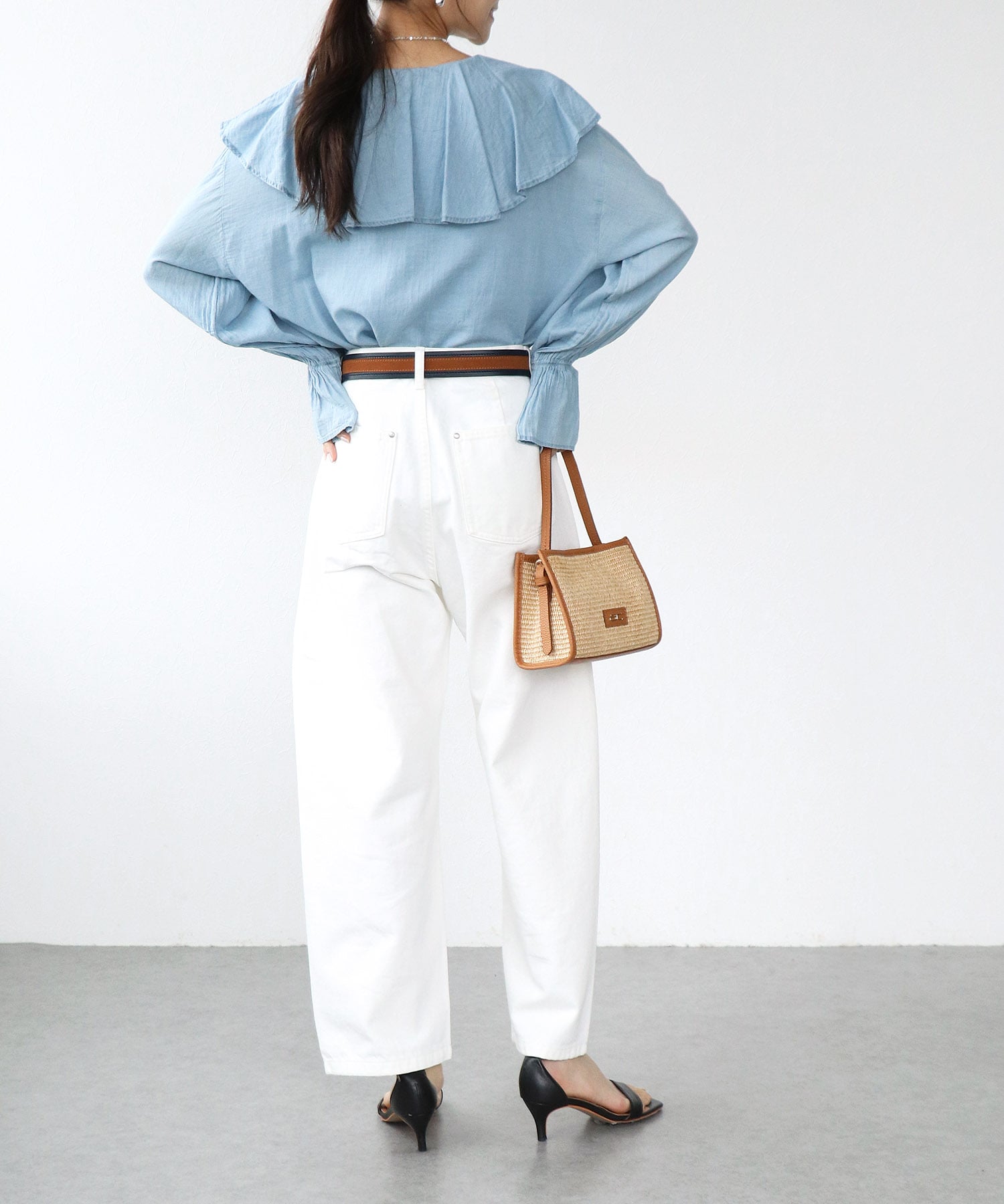 デニムラッフルブラウス